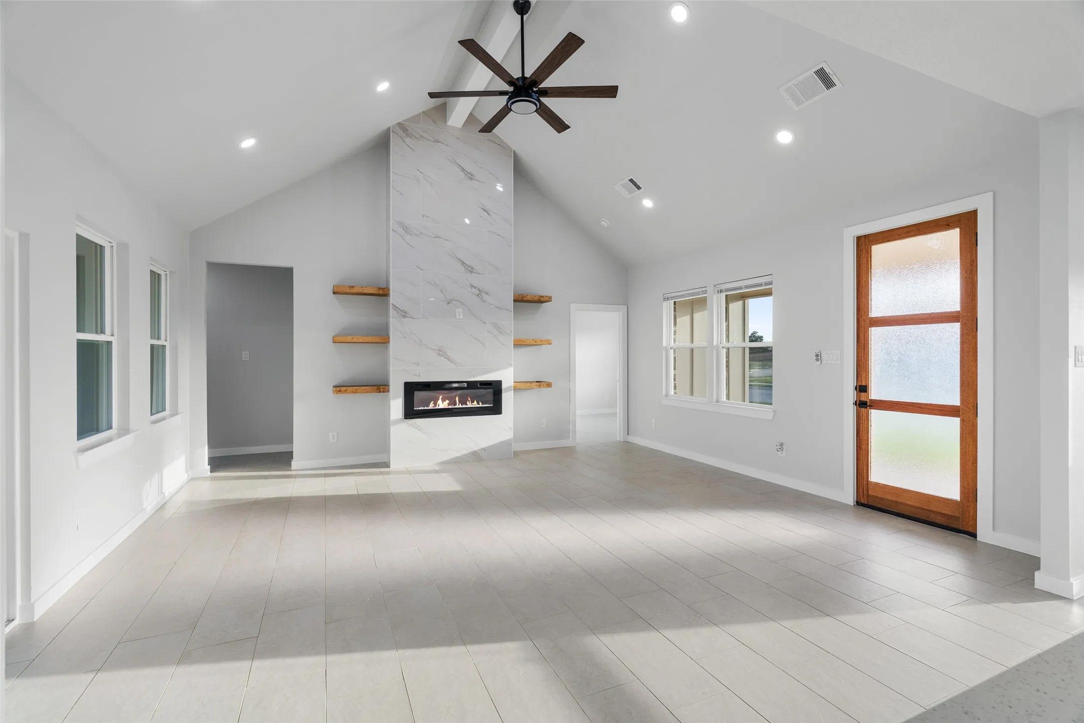 Single Family Residence For Sale in Johnson County , 548 Highview Court, Godley, Texas 76044, 3 Bedroom, 2 Bathroom, 2 Garage spaces, 1,852 Sqft, built in 2025, mls#21335144, Real Estate Agent in Godley, Homes For Sale in Johnson county, Homes For Sale in Godley, Realtor in Godley Texas, Real Estate Brokerage Independent Realty Texas, Luminita Cordes Realtor