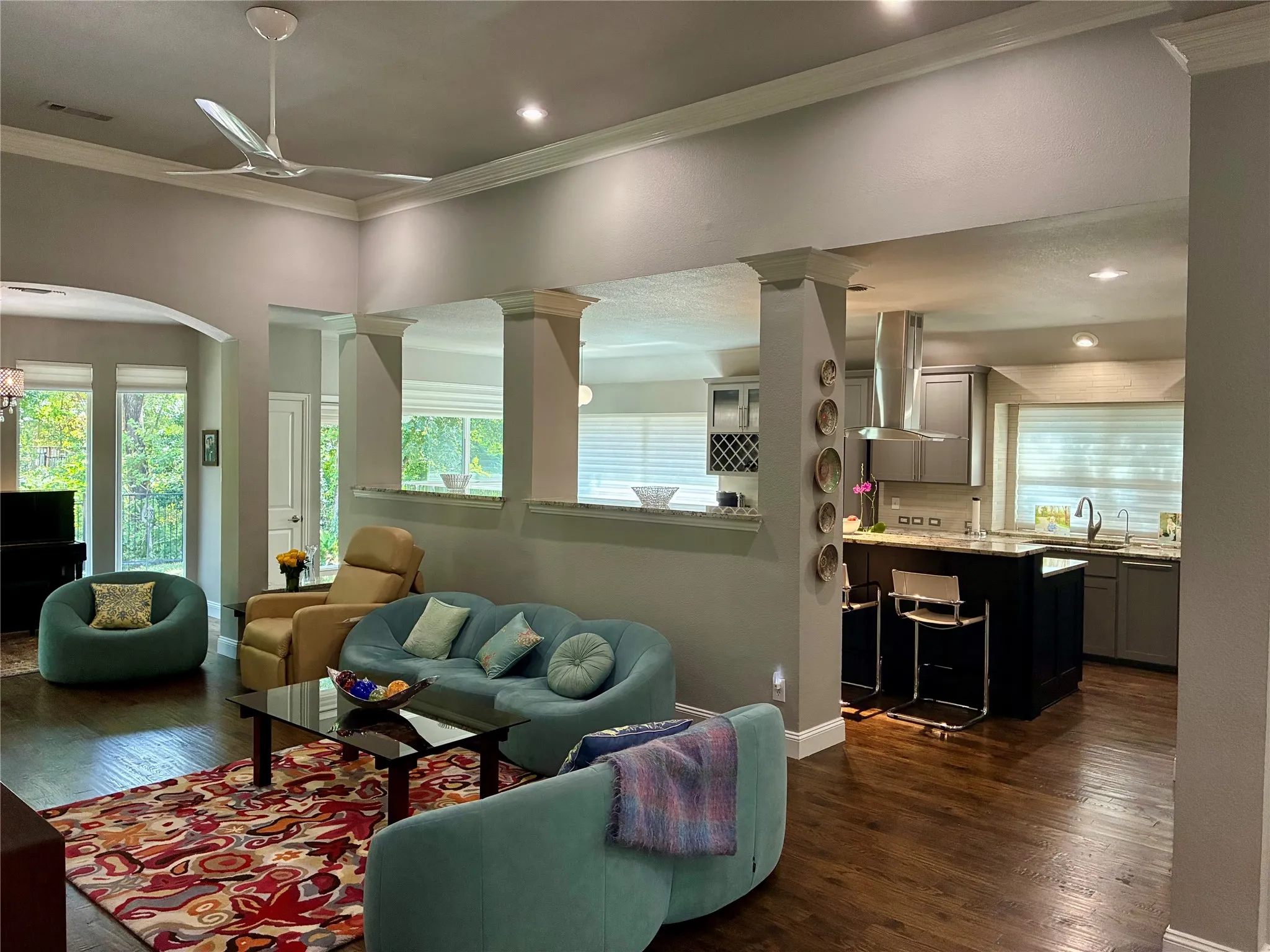 Single Family Residence For Sale in Tarrant County , 718 Ashleigh Lane, Southlake, Texas 76092, 4 Bedroom, 3 Bathroom, 2 Garage spaces, 2,732 Sqft, built in 1996, mls#21334667, Real Estate Agent in Southlake, Homes For Sale in Tarrant county, Homes For Sale in Southlake, Realtor in Southlake Texas, Real Estate Brokerage Independent Realty Texas, Luminita Cordes Realtor