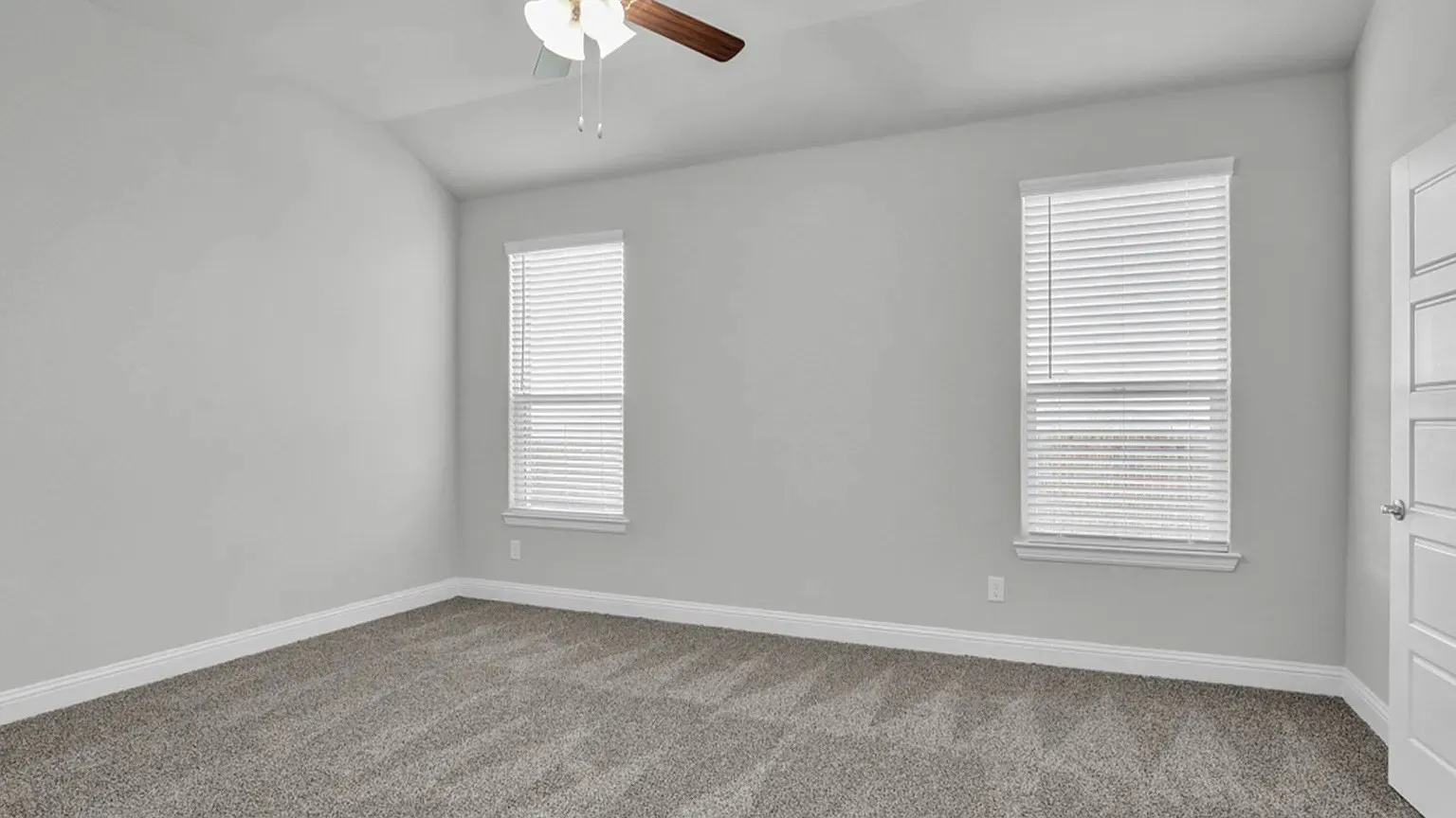 Single Family Residence For Rent in Denton County , 1717 Sparrow Street, Denton, Texas 76205, 5 Bedroom, 3 Bathroom, 2 Garage spaces, 2,104 Sqft, built in 2024, mls#21334006, Real Estate Agent in Denton, Homes For Rent in Denton county, Homes For Rent in Denton, Realtor in Denton Texas, Real Estate Brokerage Independent Realty Texas, Luminita Cordes Realtor