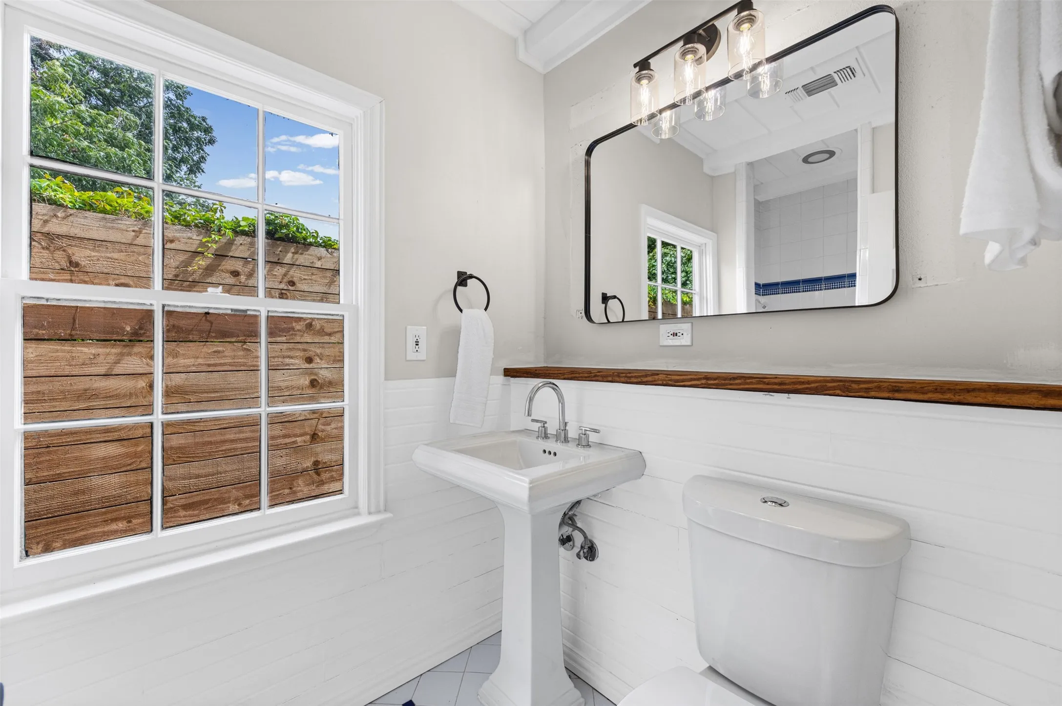 Full bathroom