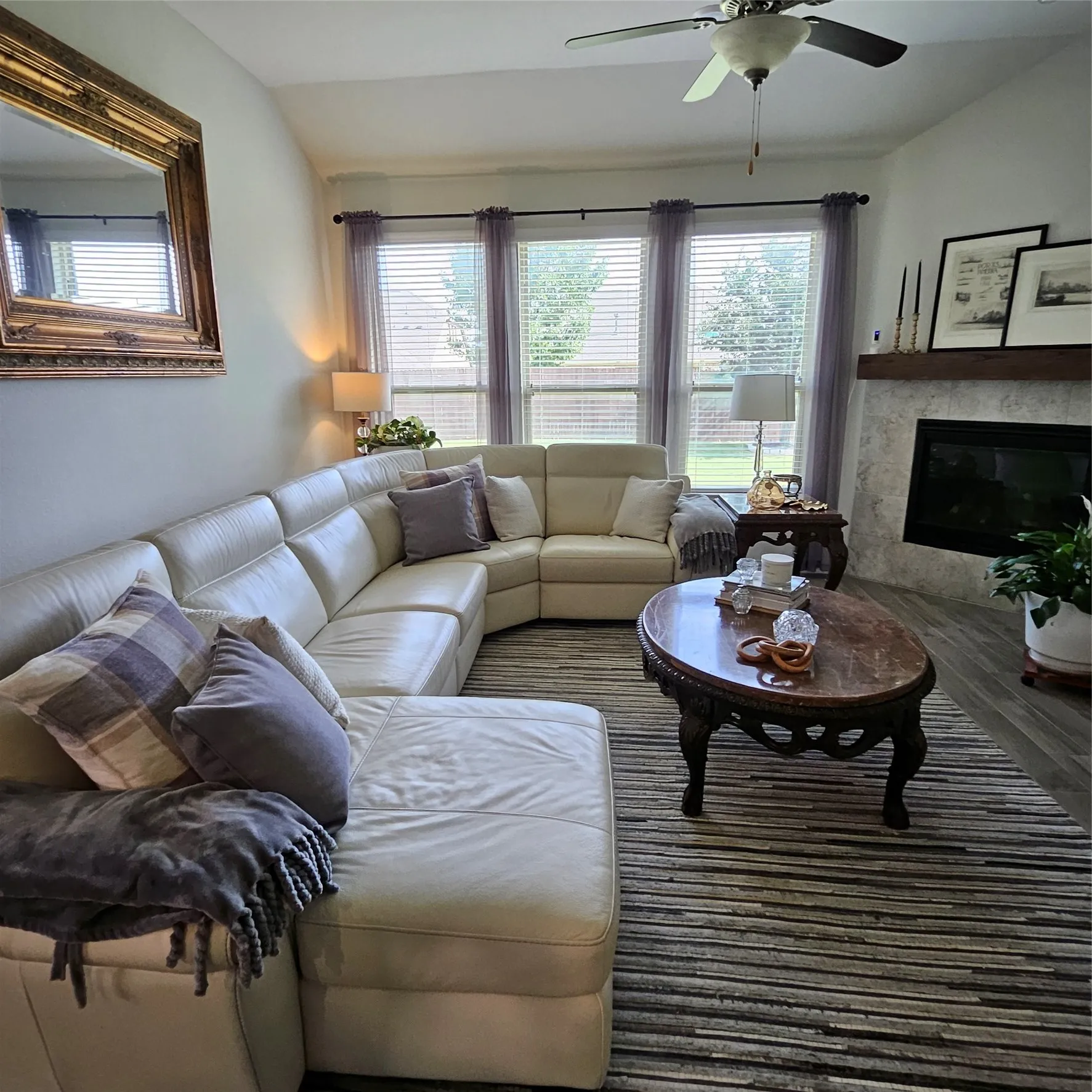 Single Family Residence For Sale in Denton County , 1300 Lake Grove Drive, Little Elm, Texas 75068, 4 Bedroom, 3 Bathroom, 2 Garage spaces, 3,095 Sqft, built in 2018, mls#21328698, Real Estate Agent in Little Elm, Homes For Sale in Denton county, Homes For Sale in Little Elm, Realtor in Little Elm Texas, Real Estate Brokerage Independent Realty Texas, Luminita Cordes Realtor