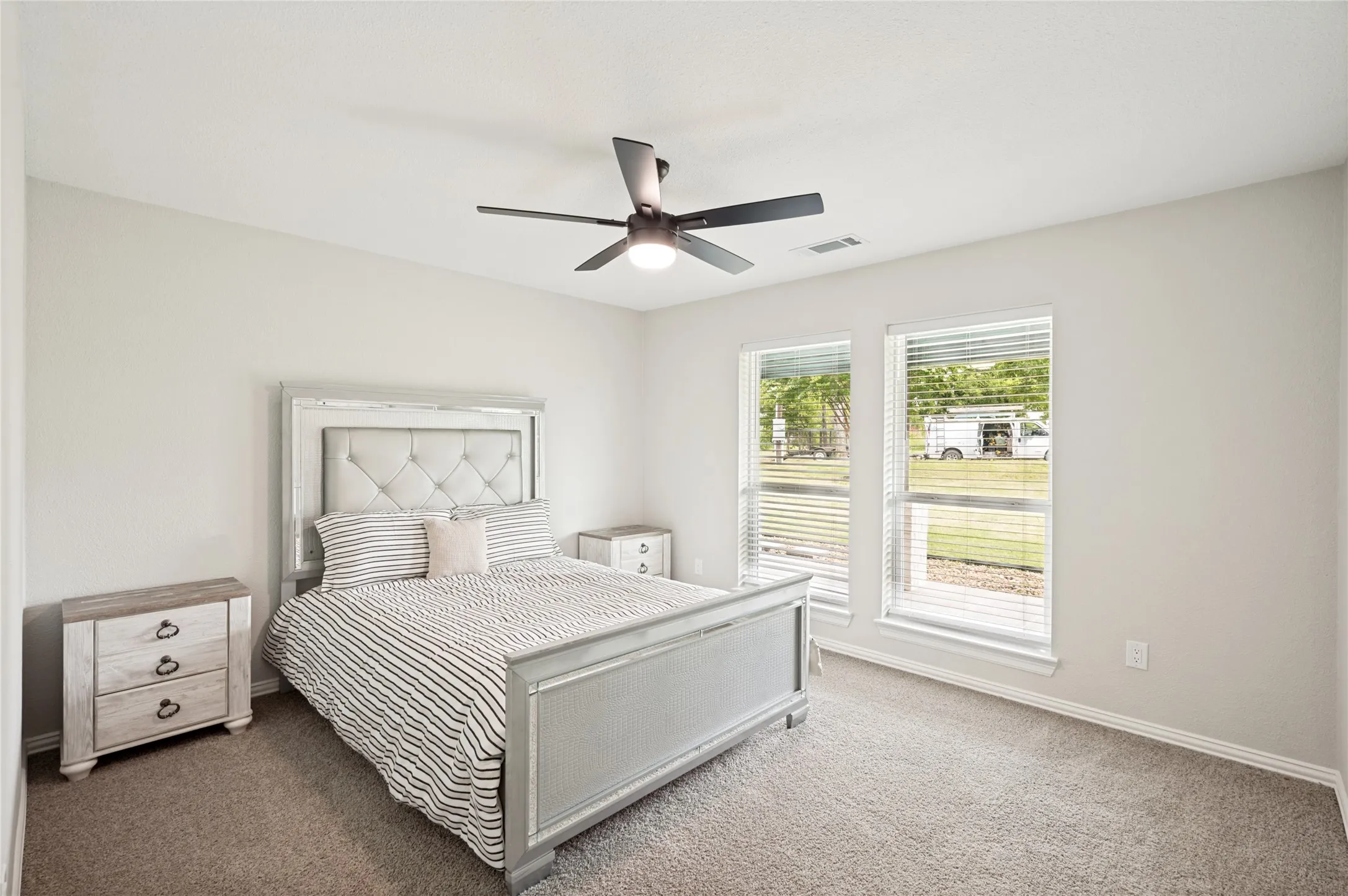 Single Family Residence For Sale in Denton County , 9153 Gregory Road, Sanger, Texas 76266, 4 Bedroom, 3 Bathroom, 2 Garage spaces, 2,674 Sqft, built in 1990, mls#21334555, Real Estate Agent in Sanger, Homes For Sale in Denton county, Homes For Sale in Sanger, Realtor in Sanger Texas, Real Estate Brokerage Independent Realty Texas, Luminita Cordes Realtor