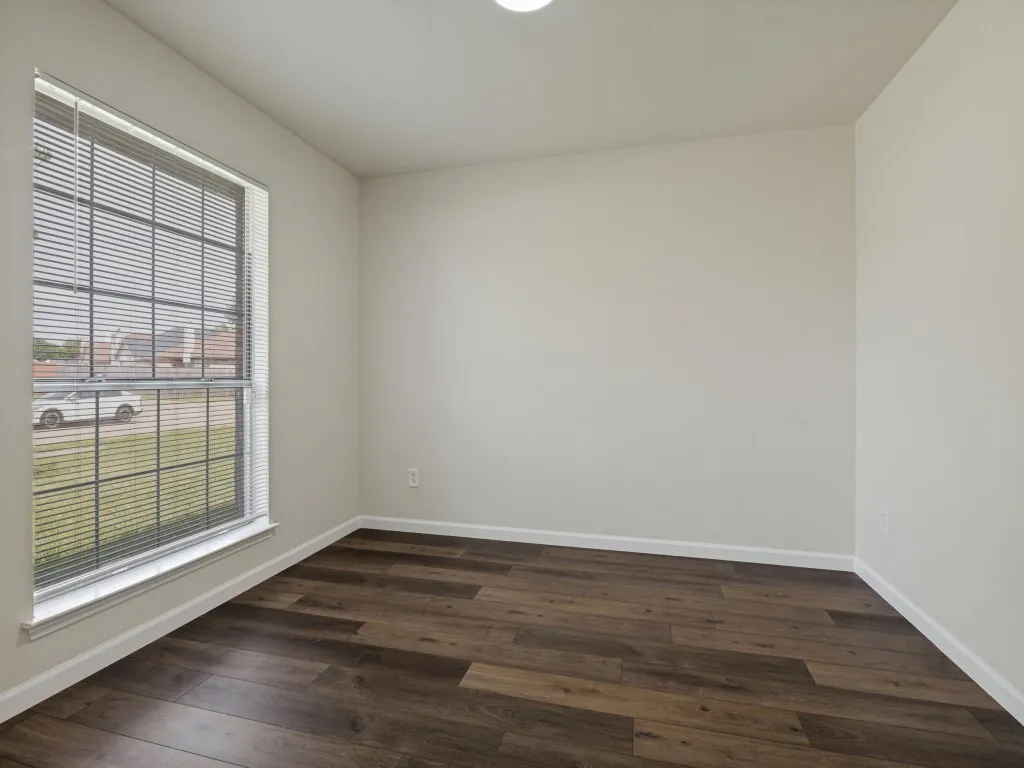 Single Family Residence For Sale in Dallas County , 709 Catalina Drive, Lancaster, Texas 75146, 3 Bedroom, 2 Bathroom, 2 Garage spaces, 1,689 Sqft, built in 1998, mls#21335448, Real Estate Agent in Lancaster, Homes For Sale in Dallas county, Homes For Sale in Lancaster, Realtor in Lancaster Texas, Real Estate Brokerage Independent Realty Texas, Luminita Cordes Realtor