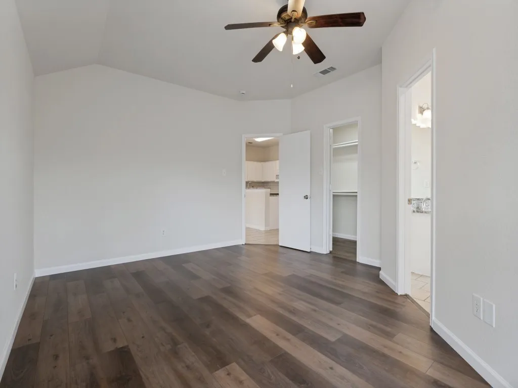 Single Family Residence For Sale in Dallas County , 709 Catalina Drive, Lancaster, Texas 75146, 3 Bedroom, 2 Bathroom, 2 Garage spaces, 1,689 Sqft, built in 1998, mls#21335448, Real Estate Agent in Lancaster, Homes For Sale in Dallas county, Homes For Sale in Lancaster, Realtor in Lancaster Texas, Real Estate Brokerage Independent Realty Texas, Luminita Cordes Realtor