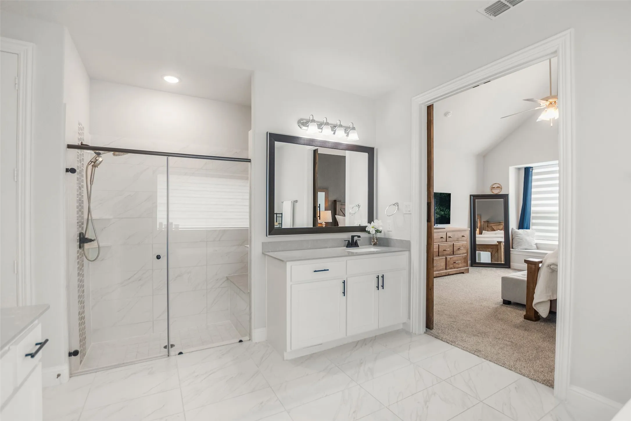 Single Family Residence For Sale in Rockwall County , 3449 Ridgecross Drive, Rockwall, Texas 75087, 4 Bedroom, 4 Bathroom, 2 Garage spaces, 3,318 Sqft, built in 2020, mls#21335421, Real Estate Agent in Rockwall, Homes For Sale in Rockwall county, Homes For Sale in Rockwall, Realtor in Rockwall Texas, Real Estate Brokerage Independent Realty Texas, Luminita Cordes Realtor