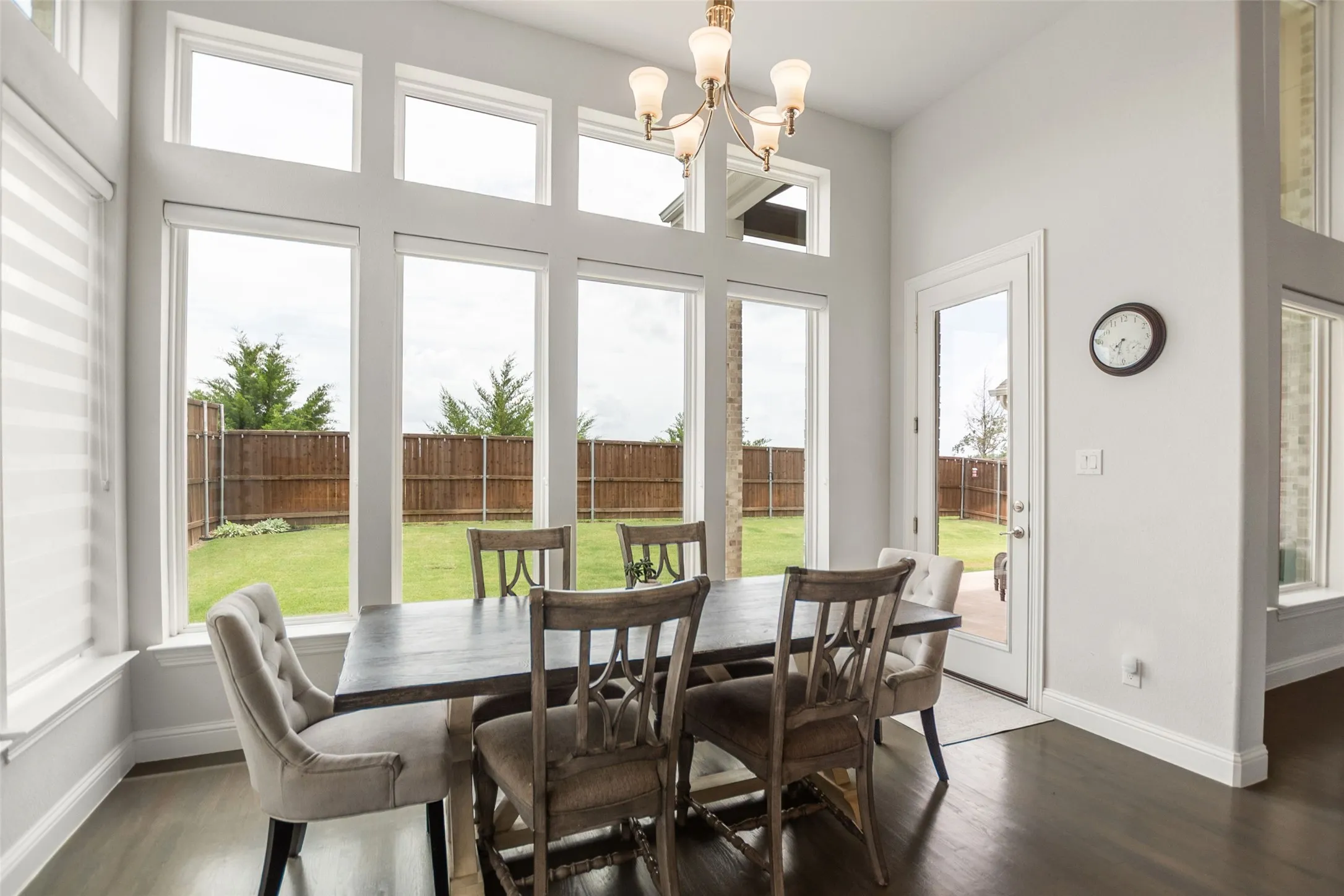 Single Family Residence For Sale in Rockwall County , 3449 Ridgecross Drive, Rockwall, Texas 75087, 4 Bedroom, 4 Bathroom, 2 Garage spaces, 3,318 Sqft, built in 2020, mls#21335421, Real Estate Agent in Rockwall, Homes For Sale in Rockwall county, Homes For Sale in Rockwall, Realtor in Rockwall Texas, Real Estate Brokerage Independent Realty Texas, Luminita Cordes Realtor