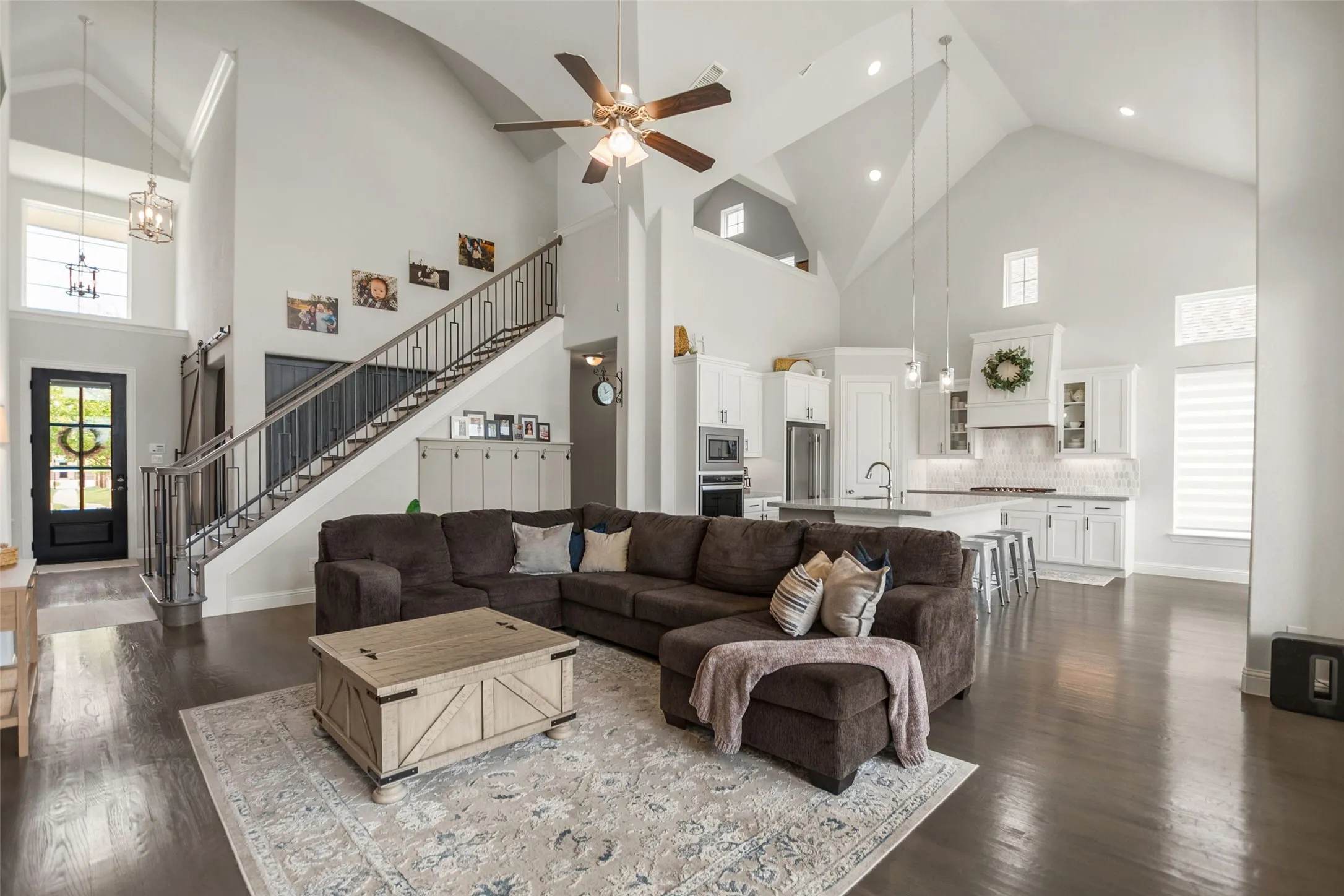Single Family Residence For Sale in Rockwall County , 3449 Ridgecross Drive, Rockwall, Texas 75087, 4 Bedroom, 4 Bathroom, 2 Garage spaces, 3,318 Sqft, built in 2020, mls#21335421, Real Estate Agent in Rockwall, Homes For Sale in Rockwall county, Homes For Sale in Rockwall, Realtor in Rockwall Texas, Real Estate Brokerage Independent Realty Texas, Luminita Cordes Realtor