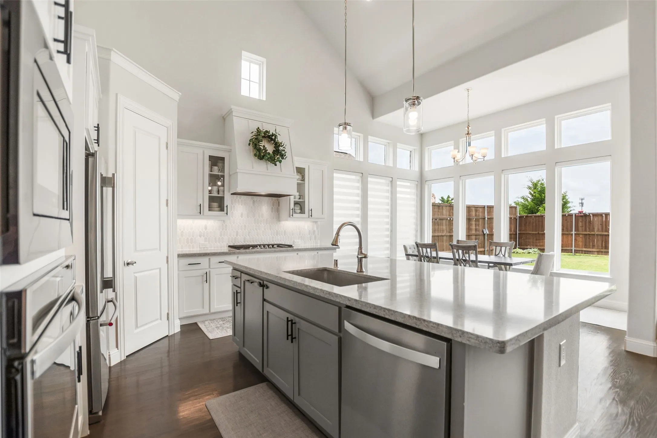 Single Family Residence For Sale in Rockwall County , 3449 Ridgecross Drive, Rockwall, Texas 75087, 4 Bedroom, 4 Bathroom, 2 Garage spaces, 3,318 Sqft, built in 2020, mls#21335421, Real Estate Agent in Rockwall, Homes For Sale in Rockwall county, Homes For Sale in Rockwall, Realtor in Rockwall Texas, Real Estate Brokerage Independent Realty Texas, Luminita Cordes Realtor