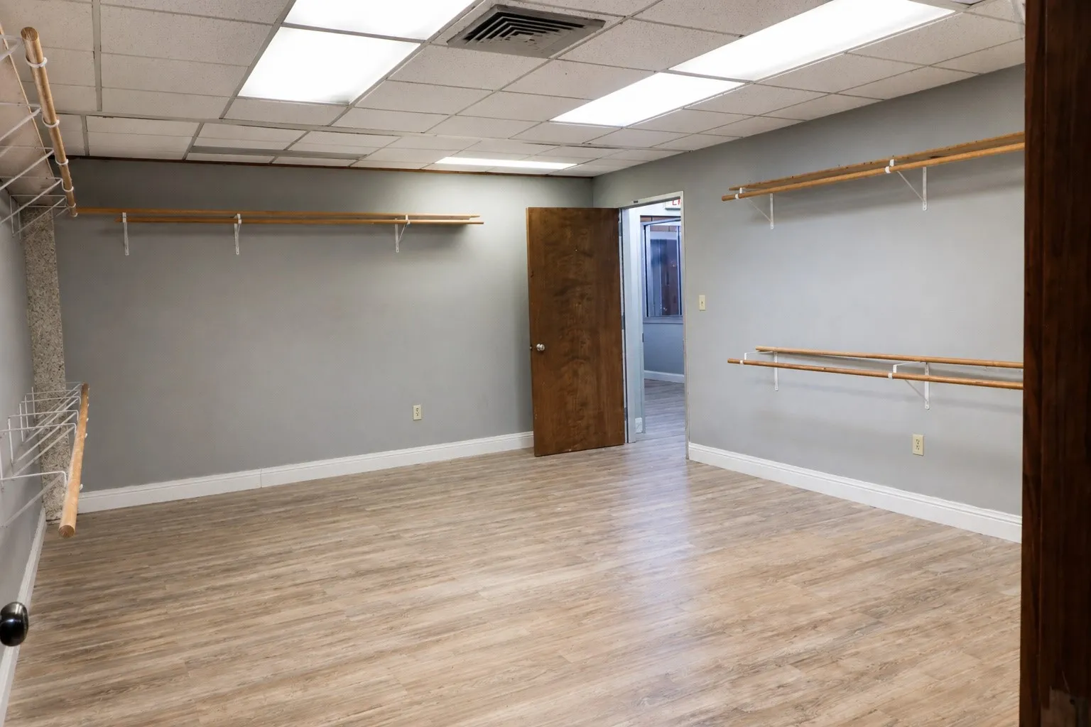 Office For Sale in Erath County , 422 W Washington Street, Stephenville, Texas 76401, 0, 0, Garage spaces, 0 Sqft, built in 1967, mls#21335451, Real Estate Agent in Stephenville, Homes For Sale in Erath county, Homes For Sale in Stephenville, Realtor in Stephenville Texas, Real Estate Brokerage Independent Realty Texas, Luminita Cordes Realtor