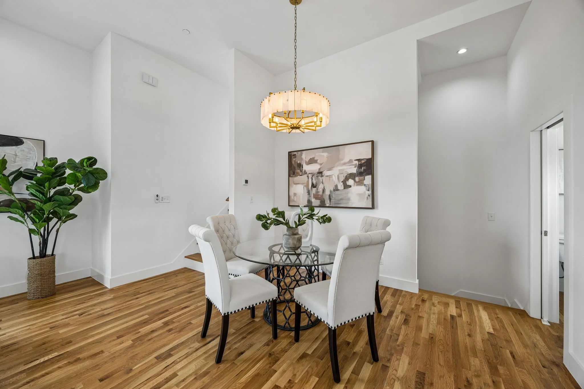 Condominium For Sale in Dallas County , 2611 Hondo Avenue 102, Dallas, Texas 75219, 2 Bedroom, 3 Bathroom, 2 Garage spaces, 1,595 Sqft, built in 2019, mls#21332901, Real Estate Agent in Dallas, Homes For Sale in Dallas county, Homes For Sale in Dallas, Realtor in Dallas Texas, Real Estate Brokerage Independent Realty Texas, Luminita Cordes Realtor