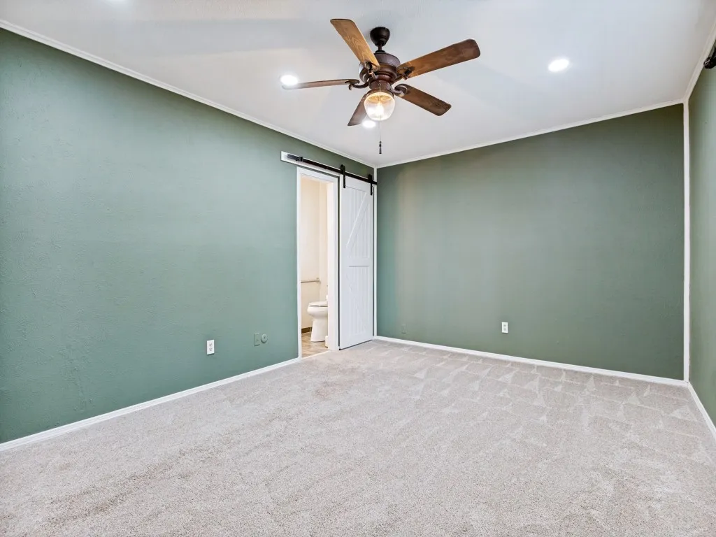 Single Family Residence For Rent in Tarrant County , 1620 Post Oak Drive, Bedford, Texas 76021, 3 Bedroom, 2 Bathroom, 2 Garage spaces, 1,514 Sqft, built in 1978, mls#21334969, Real Estate Agent in Bedford, Homes For Rent in Tarrant county, Homes For Rent in Bedford, Realtor in Bedford Texas, Real Estate Brokerage Independent Realty Texas, Luminita Cordes Realtor