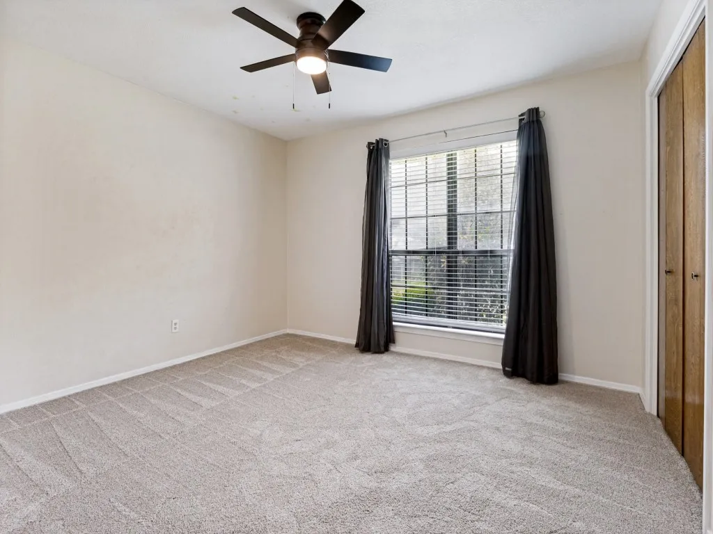Single Family Residence For Rent in Tarrant County , 1620 Post Oak Drive, Bedford, Texas 76021, 3 Bedroom, 2 Bathroom, 2 Garage spaces, 1,514 Sqft, built in 1978, mls#21334969, Real Estate Agent in Bedford, Homes For Rent in Tarrant county, Homes For Rent in Bedford, Realtor in Bedford Texas, Real Estate Brokerage Independent Realty Texas, Luminita Cordes Realtor