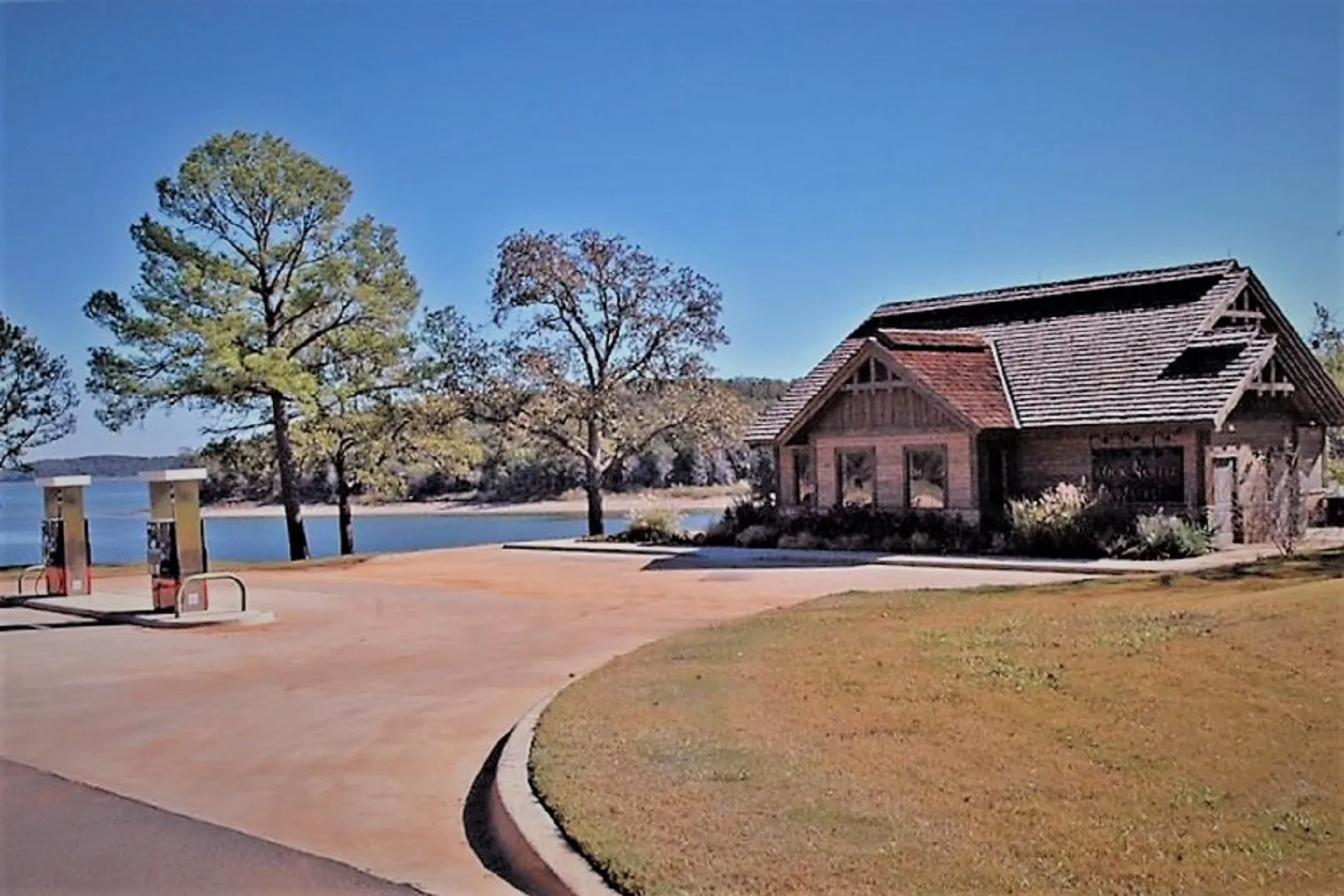Unimproved Land For Sale in Grayson County , 573 Sycamore Hills Loop, Gordonville, Texas 76245, 0, 0, Garage spaces, 0 Sqft, built in 0, Price $19,900, mls#21335147, Real Estate Agent in Gordonville, Homes For Sale in Grayson county, Homes For Sale in Gordonville, Realtor in Gordonville Texas, Real Estate Brokerage Independent Realty Texas, Luminita Cordes Realtor