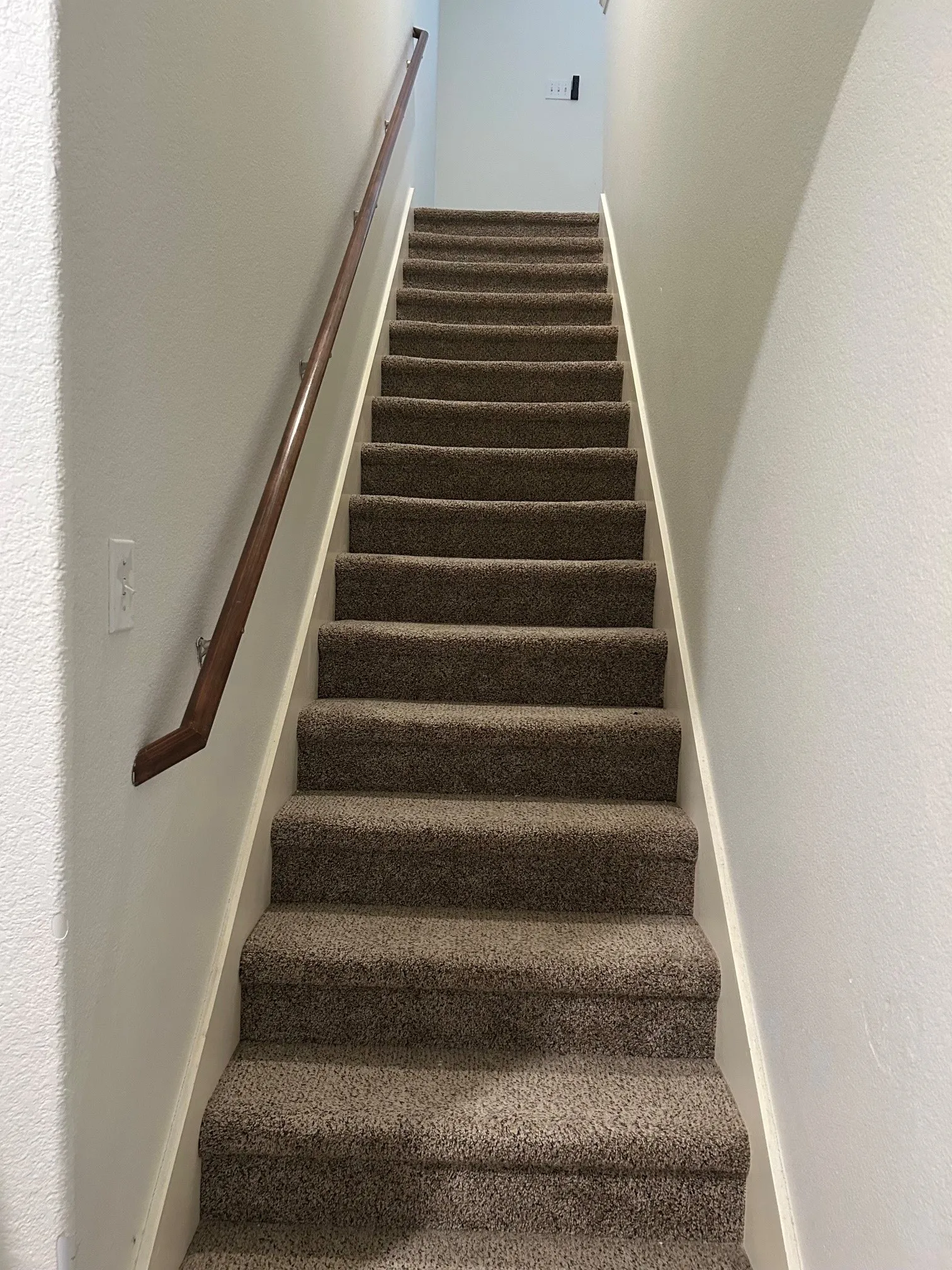 Single Family Residence For Rent in Collin County , 434 Winchester Drive, Celina, Texas 75009, 3 Bedrooms, 3 Bathrooms, 2 Garage spaces, 2,189 Sqft, built in 2010, Price $2,499, mls#21335454, Real Estate Agent in Celina, Homes For Rent in Collin county, Homes For Rent in Celina, Realtor in Celina Texas, Real Estate Brokerage Independent Realty Texas, Luminita Cordes Realtor