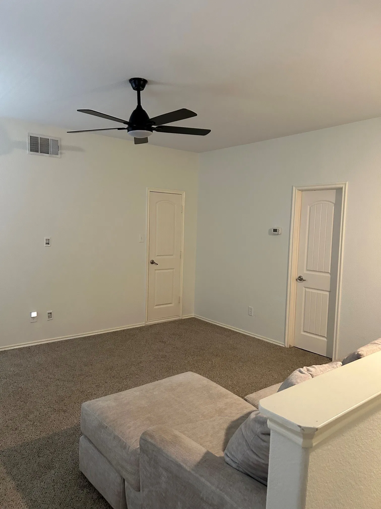 Single Family Residence For Rent in Collin County , 434 Winchester Drive, Celina, Texas 75009, 3 Bedrooms, 3 Bathrooms, 2 Garage spaces, 2,189 Sqft, built in 2010, Price $2,499, mls#21335454, Real Estate Agent in Celina, Homes For Rent in Collin county, Homes For Rent in Celina, Realtor in Celina Texas, Real Estate Brokerage Independent Realty Texas, Luminita Cordes Realtor