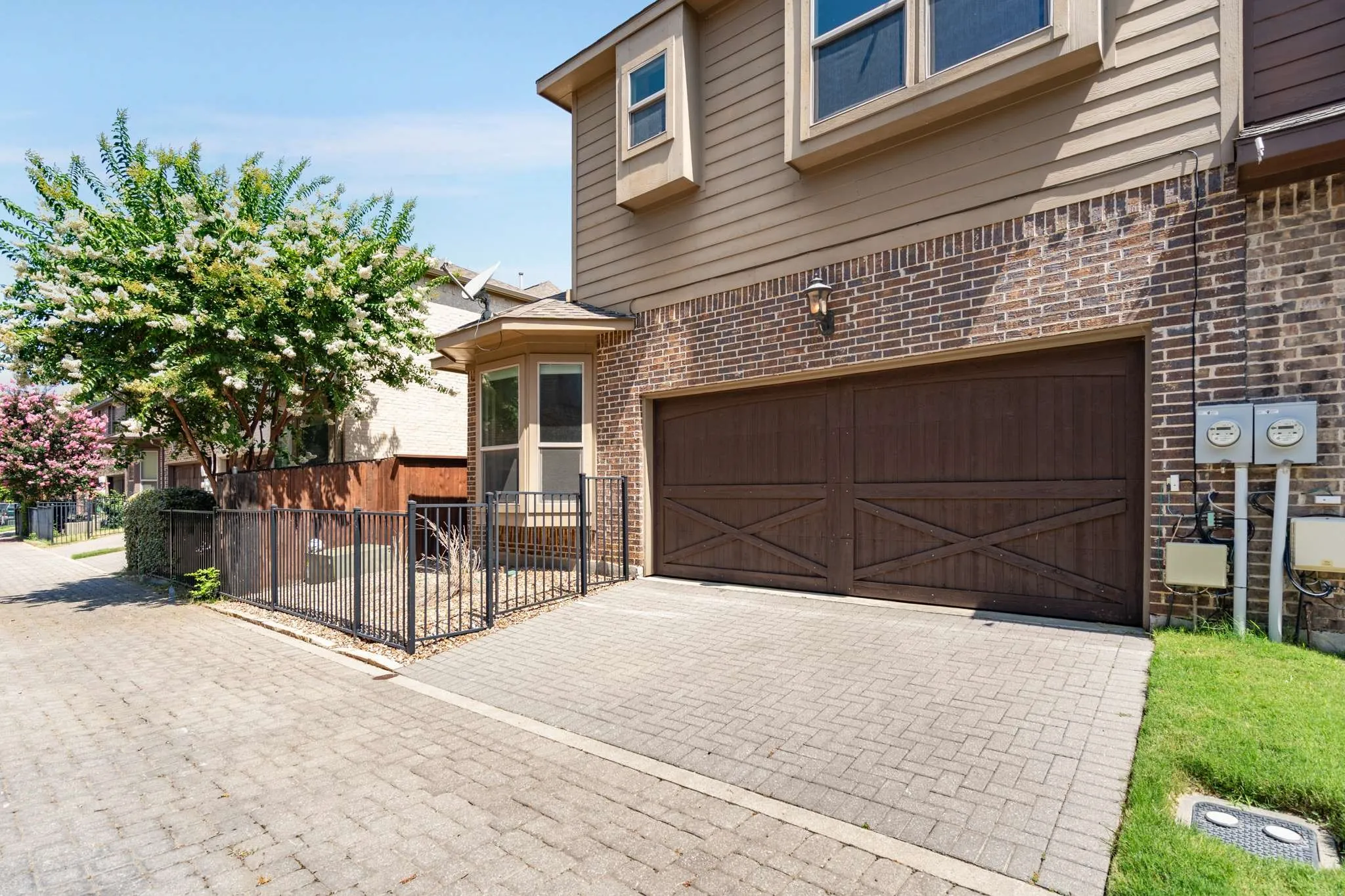 Townhouse For Rent in Tarrant County , 1220 Prescott Street, Keller, Texas 76248, 3 Bedroom, 3 Bathroom, 2 Garage spaces, 1,803 Sqft, built in 2015, mls#21330893, Real Estate Agent in Keller, Homes For Rent in Tarrant county, Homes For Rent in Keller, Realtor in Keller Texas, Real Estate Brokerage Independent Realty Texas, Luminita Cordes Realtor
