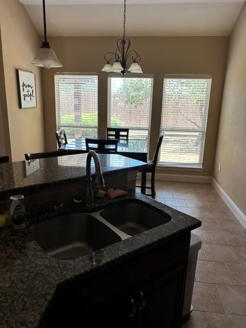 Single Family Residence For Sale in Ellis County , 209 Newcastle Street, Waxahachie, Texas 75165, 3 Bedroom, 2 Bathroom, 2 Garage spaces, 1,810 Sqft, built in 2012, mls#21335427, Real Estate Agent in Waxahachie, Homes For Sale in Ellis county, Homes For Sale in Waxahachie, Realtor in Waxahachie Texas, Real Estate Brokerage Independent Realty Texas, Luminita Cordes Realtor