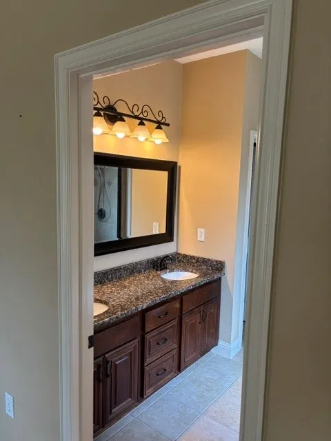 Single Family Residence For Sale in Ellis County , 209 Newcastle Street, Waxahachie, Texas 75165, 3 Bedroom, 2 Bathroom, 2 Garage spaces, 1,810 Sqft, built in 2012, mls#21335427, Real Estate Agent in Waxahachie, Homes For Sale in Ellis county, Homes For Sale in Waxahachie, Realtor in Waxahachie Texas, Real Estate Brokerage Independent Realty Texas, Luminita Cordes Realtor