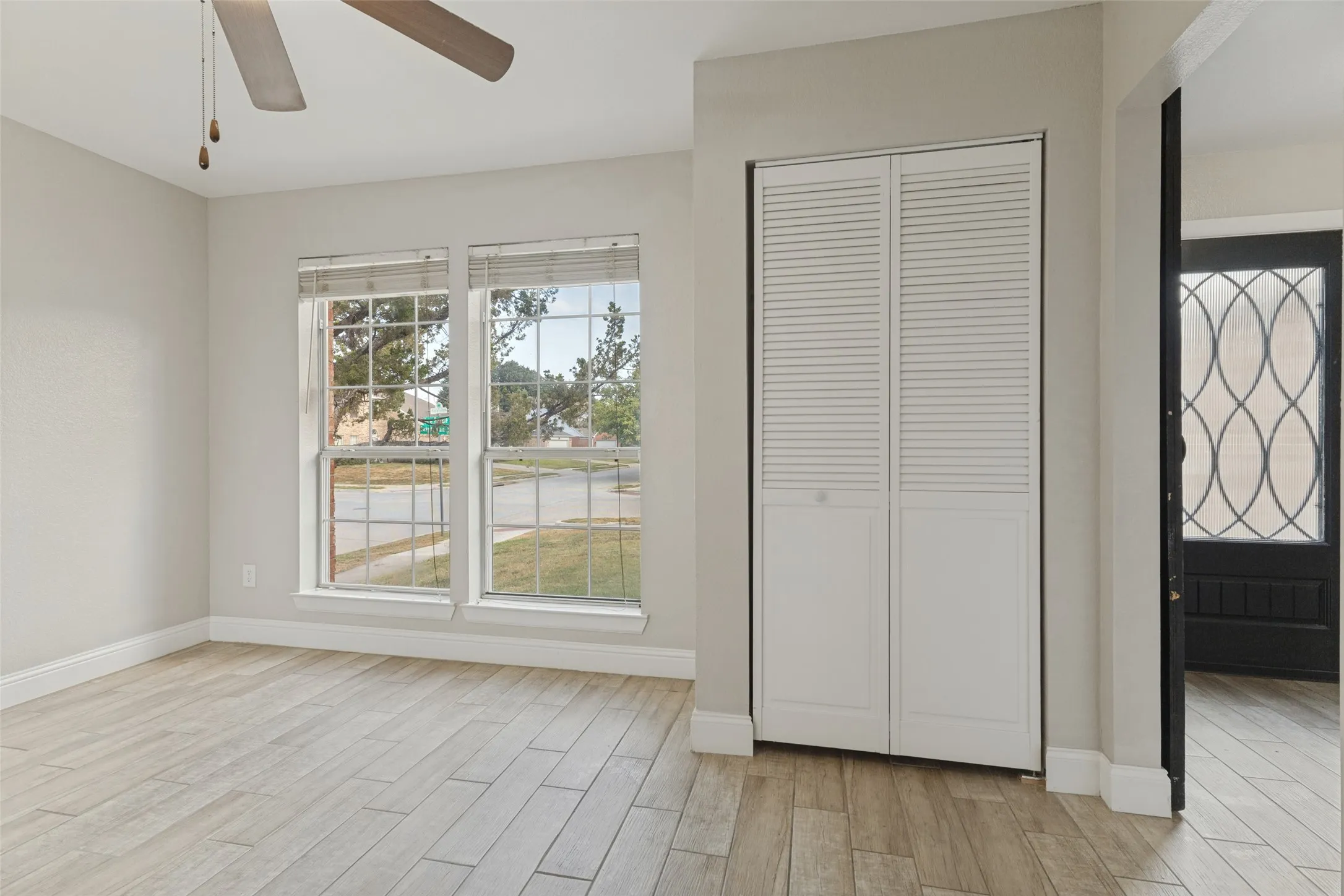 Single Family Residence For Sale in Tarrant County , 5550 Rocky Mountain Road, Fort Worth, Texas 76137, 4 Bedroom, 3 Bathroom, 2 Garage spaces, 1,974 Sqft, built in 1991, mls#21335472, Real Estate Agent in Fort Worth, Homes For Sale in Tarrant county, Homes For Sale in Fort Worth, Realtor in Fort Worth Texas, Real Estate Brokerage Independent Realty Texas, Luminita Cordes Realtor