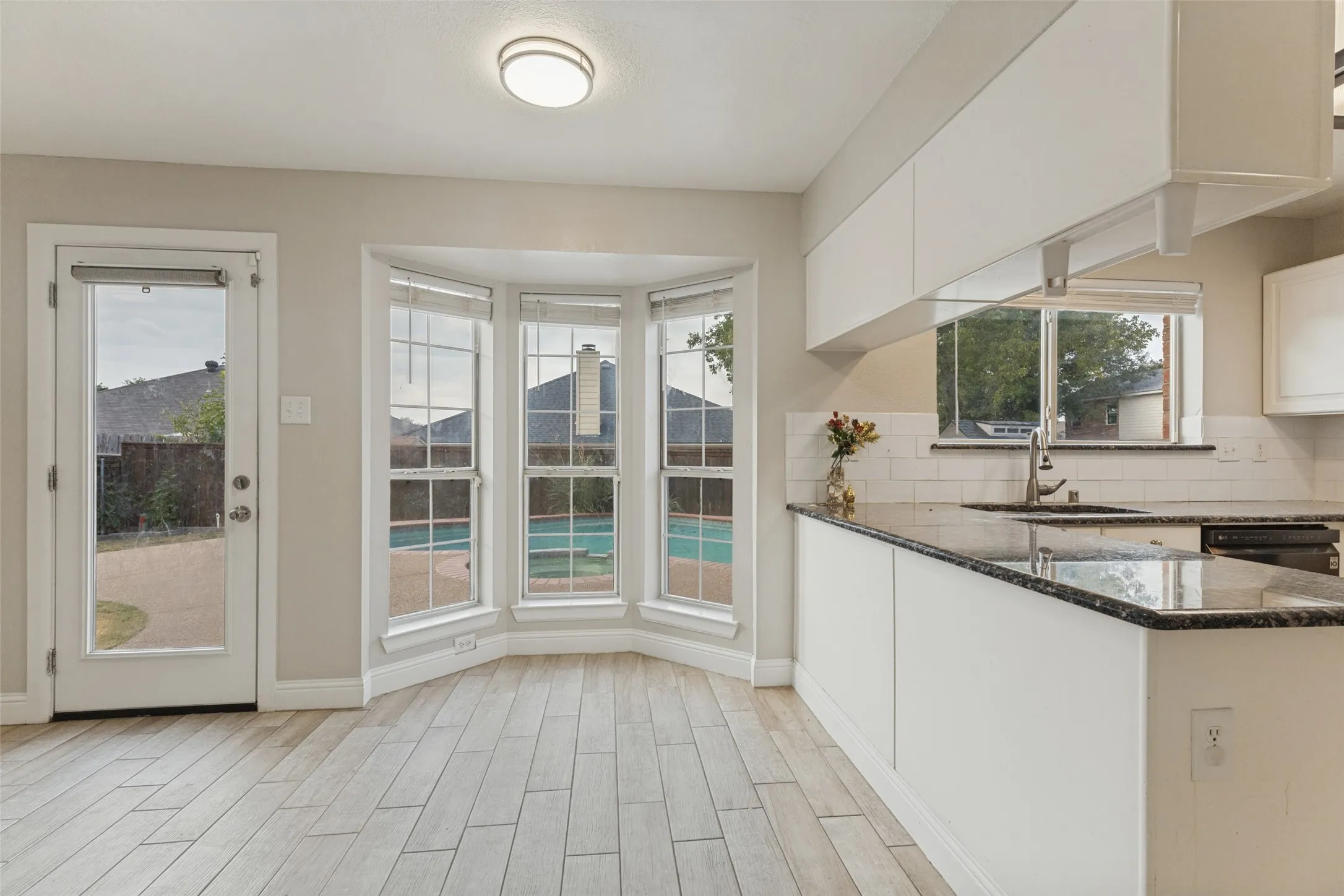 Single Family Residence For Sale in Tarrant County , 5550 Rocky Mountain Road, Fort Worth, Texas 76137, 4 Bedroom, 3 Bathroom, 2 Garage spaces, 1,974 Sqft, built in 1991, mls#21335472, Real Estate Agent in Fort Worth, Homes For Sale in Tarrant county, Homes For Sale in Fort Worth, Realtor in Fort Worth Texas, Real Estate Brokerage Independent Realty Texas, Luminita Cordes Realtor