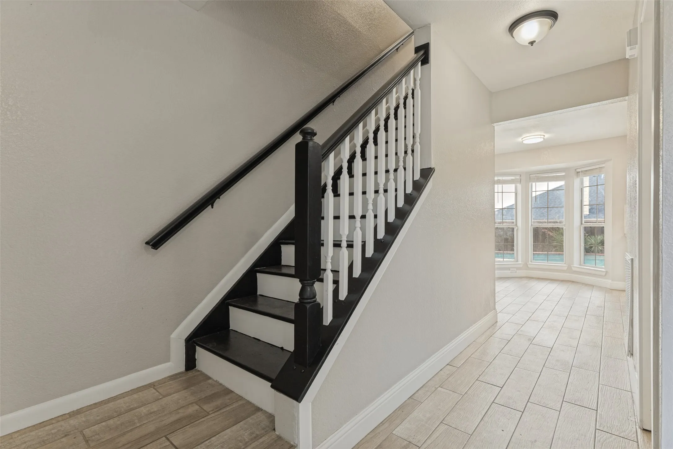 Single Family Residence For Sale in Tarrant County , 5550 Rocky Mountain Road, Fort Worth, Texas 76137, 4 Bedroom, 3 Bathroom, 2 Garage spaces, 1,974 Sqft, built in 1991, mls#21335472, Real Estate Agent in Fort Worth, Homes For Sale in Tarrant county, Homes For Sale in Fort Worth, Realtor in Fort Worth Texas, Real Estate Brokerage Independent Realty Texas, Luminita Cordes Realtor