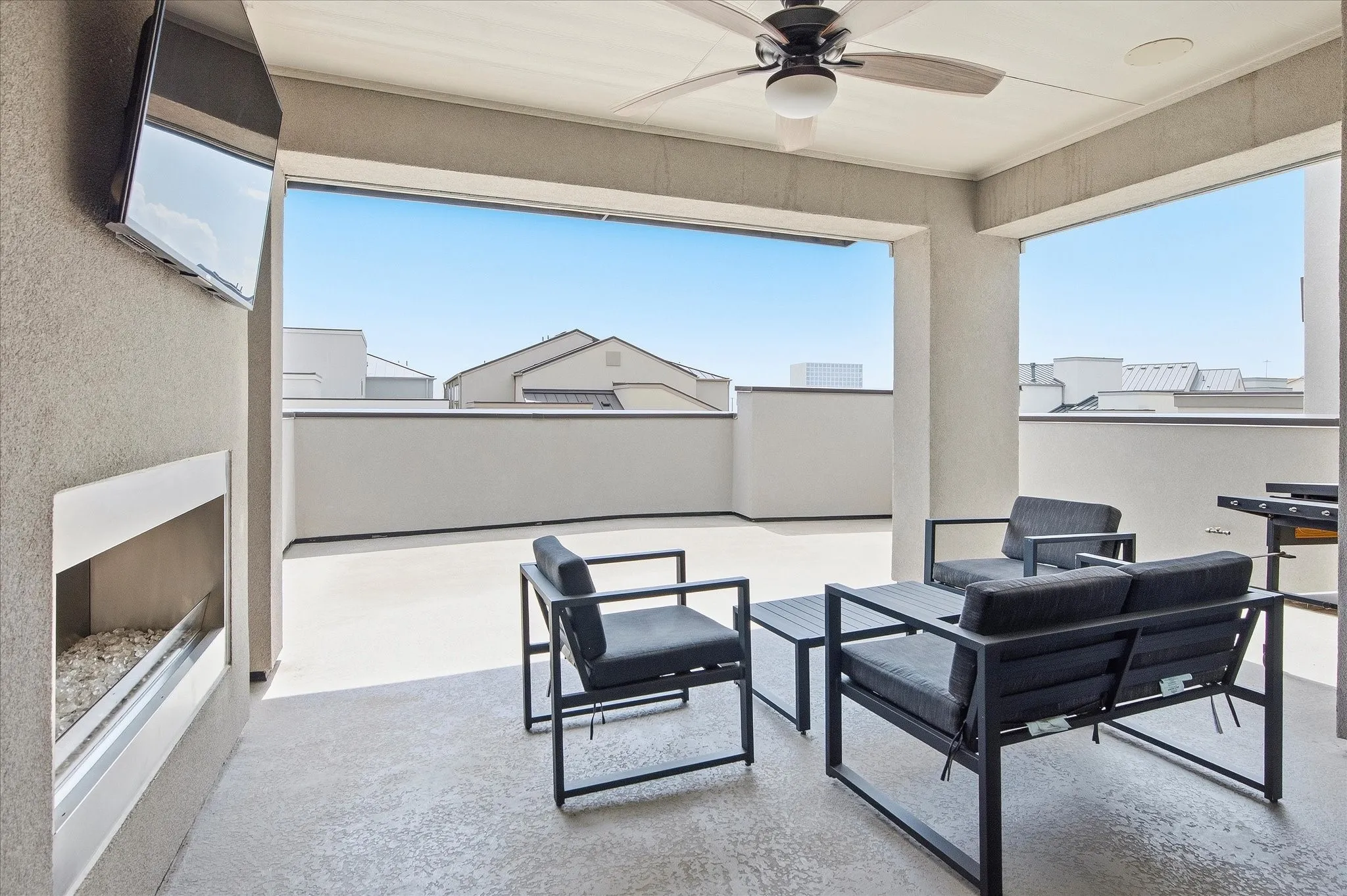 Single Family Residence For Sale in Collin County , 7858 Element Avenue, Plano, Texas 75024, 3 Bedroom, 4 Bathroom, 2 Garage spaces, 2,801 Sqft, built in 2018, mls#21331824, Real Estate Agent in Plano, Homes For Sale in Collin county, Homes For Sale in Plano, Realtor in Plano Texas, Real Estate Brokerage Independent Realty Texas, Luminita Cordes Realtor