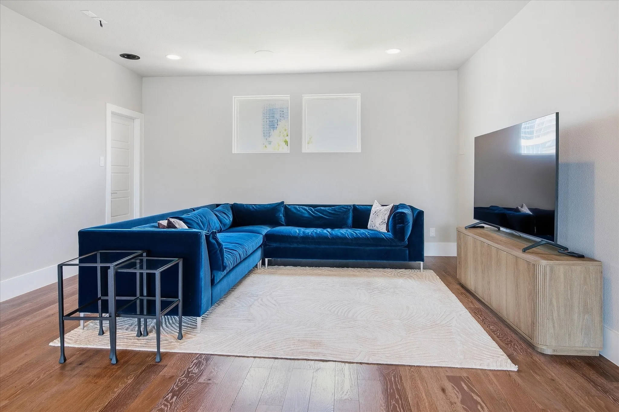 Single Family Residence For Sale in Collin County , 7858 Element Avenue, Plano, Texas 75024, 3 Bedroom, 4 Bathroom, 2 Garage spaces, 2,801 Sqft, built in 2018, mls#21331824, Real Estate Agent in Plano, Homes For Sale in Collin county, Homes For Sale in Plano, Realtor in Plano Texas, Real Estate Brokerage Independent Realty Texas, Luminita Cordes Realtor