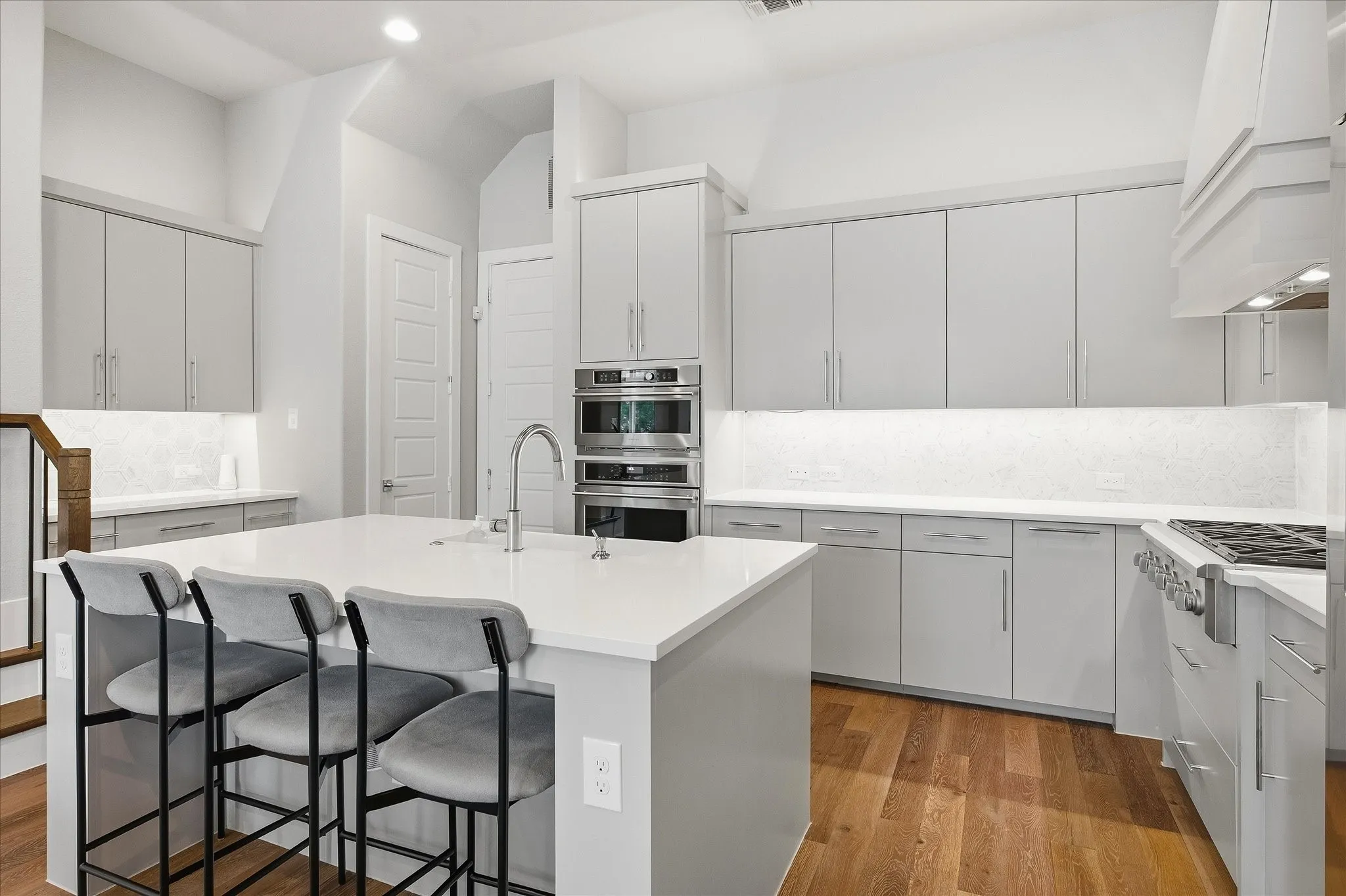 Single Family Residence For Sale in Collin County , 7858 Element Avenue, Plano, Texas 75024, 3 Bedroom, 4 Bathroom, 2 Garage spaces, 2,801 Sqft, built in 2018, mls#21331824, Real Estate Agent in Plano, Homes For Sale in Collin county, Homes For Sale in Plano, Realtor in Plano Texas, Real Estate Brokerage Independent Realty Texas, Luminita Cordes Realtor
