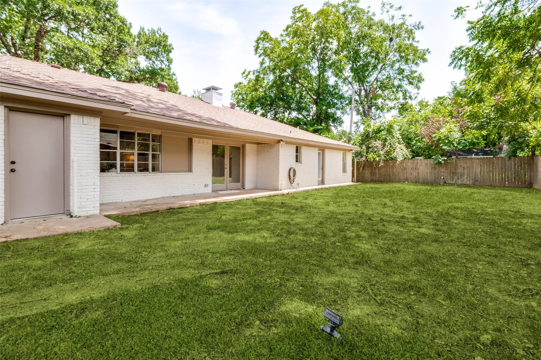 Sod is digitally generated. Seller to install fresh sod prior to closing!