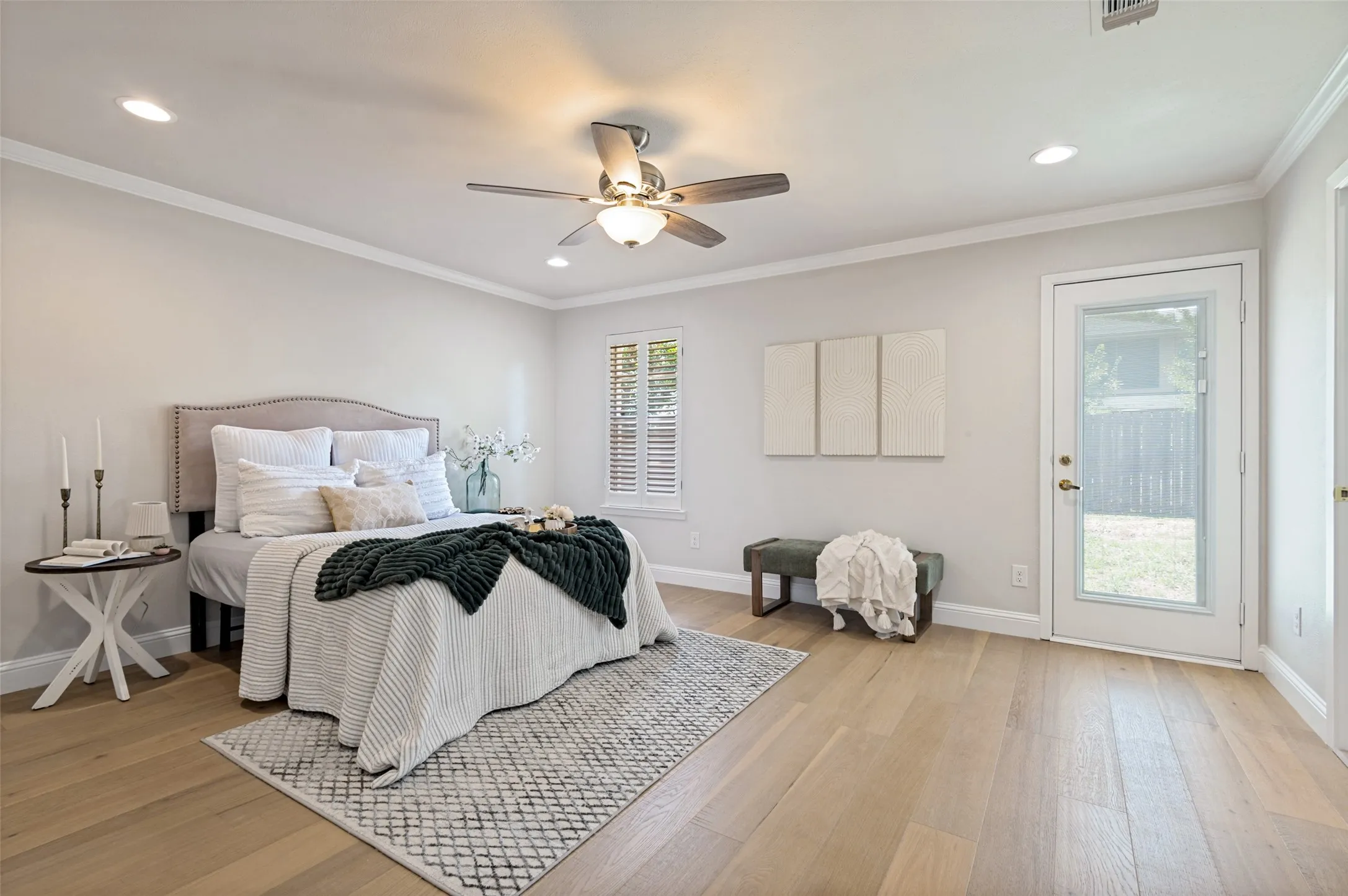 Single Family Residence For Sale in Tarrant County , 2221 Scarlet Lane, Grand Prairie, Texas 75050, 4 Bedroom, 3 Bathroom, 2 Garage spaces, 2,224 Sqft, built in 1968, mls#21334957, Real Estate Agent in Grand Prairie, Homes For Sale in Tarrant county, Homes For Sale in Grand Prairie, Realtor in Grand Prairie Texas, Real Estate Brokerage Independent Realty Texas, Luminita Cordes Realtor