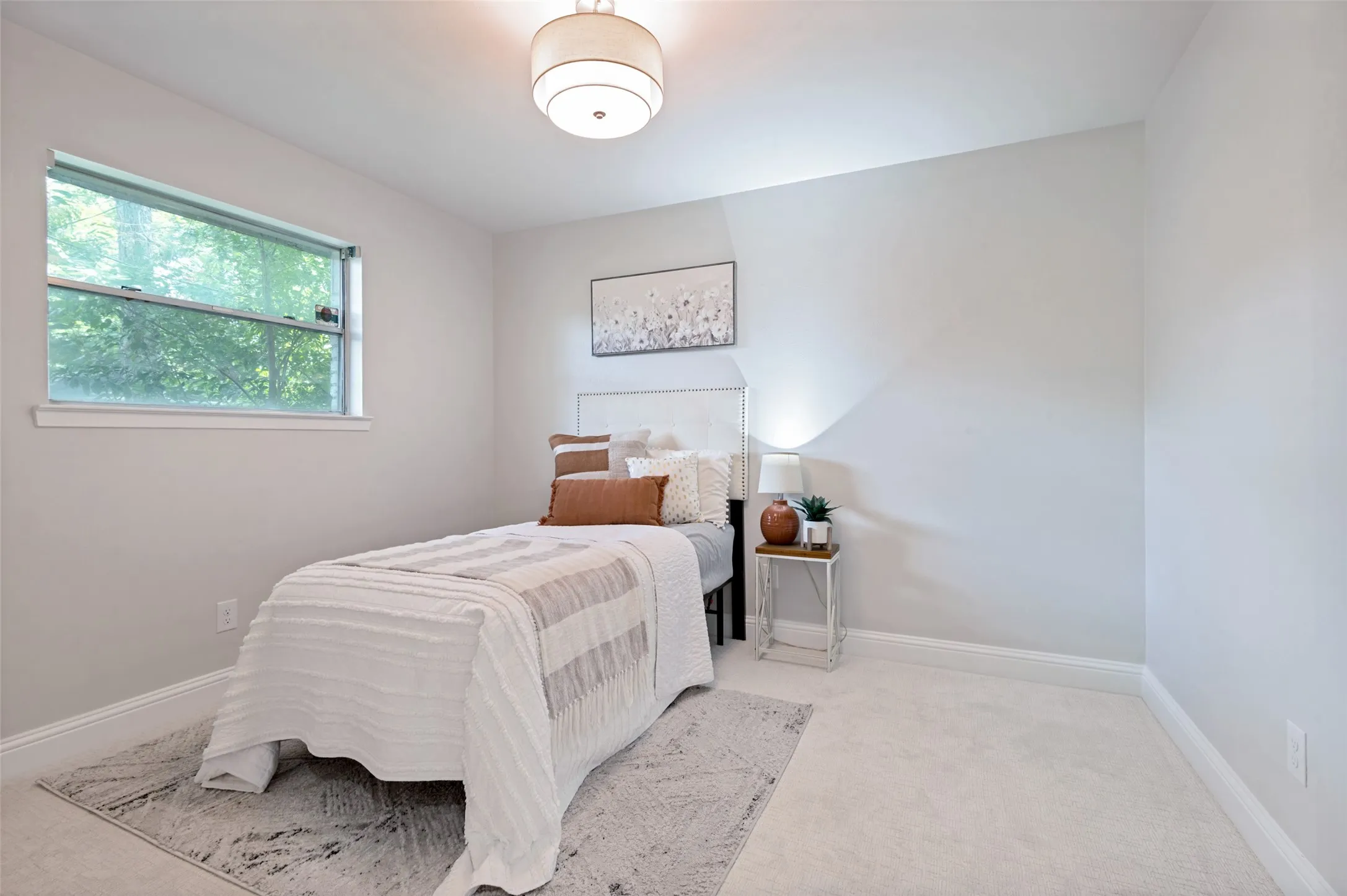 Single Family Residence For Sale in Tarrant County , 2221 Scarlet Lane, Grand Prairie, Texas 75050, 4 Bedroom, 3 Bathroom, 2 Garage spaces, 2,224 Sqft, built in 1968, mls#21334957, Real Estate Agent in Grand Prairie, Homes For Sale in Tarrant county, Homes For Sale in Grand Prairie, Realtor in Grand Prairie Texas, Real Estate Brokerage Independent Realty Texas, Luminita Cordes Realtor