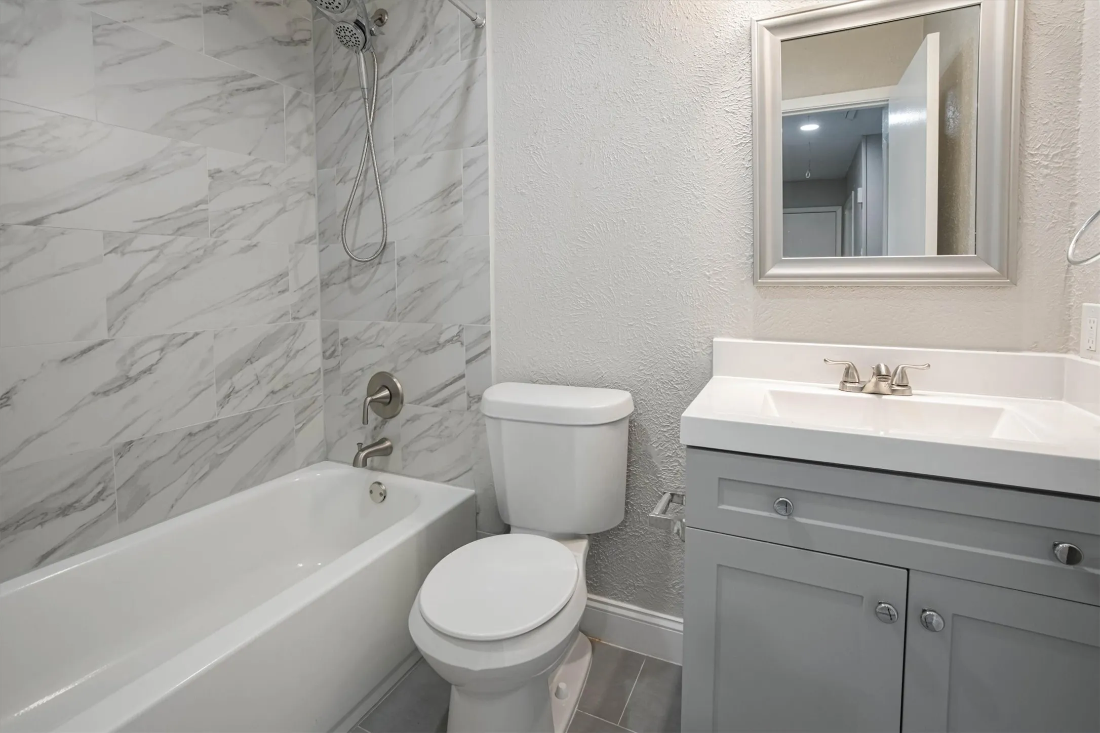 Townhouse For Rent in Denton County , 2203 Sheraton Drive, Carrollton, Texas 75007, 3 Bedroom, 3 Bathroom, Garage spaces, 1,374 Sqft, built in 1977, Price $1,995, mls#21330020, Real Estate Agent in Carrollton, Homes For Rent in Denton county, Homes For Rent in Carrollton, Realtor in Carrollton Texas, Real Estate Brokerage Independent Realty Texas, Luminita Cordes Realtor