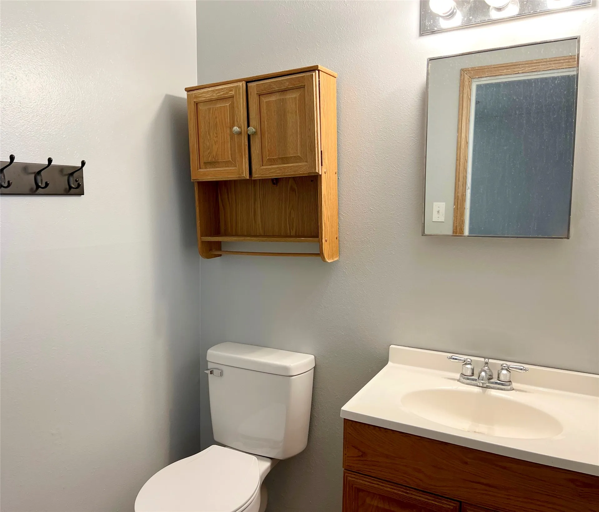 Single Family Residence For Sale in Wichita County , 1407 Ruidosa, Wichita Falls, Texas 76306, 3 Bedroom, 2 Bathroom, 1 Garage spaces, 1,452 Sqft, built in 1963, mls#21335475, Real Estate Agent in Wichita Falls, Homes For Sale in Wichita county, Homes For Sale in Wichita Falls, Realtor in Wichita Falls Texas, Real Estate Brokerage Independent Realty Texas, Luminita Cordes Realtor