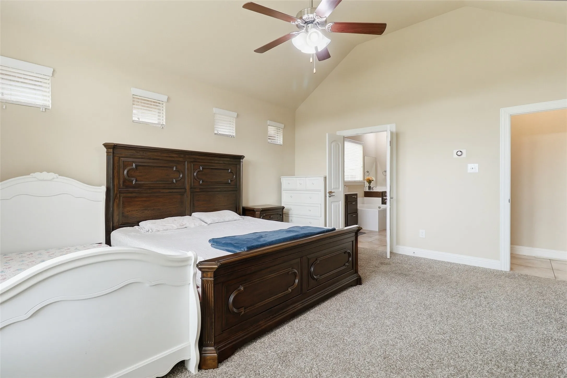 Single Family Residence For Sale in Collin County , 10713 Galveston Place, Mc Kinney, Texas 75071, 4 Bedroom, 4 Bathroom, 2 Garage spaces, 3,744 Sqft, built in 2018, mls#21335490, Real Estate Agent in Mc Kinney, Homes For Sale in Collin county, Homes For Sale in Mc Kinney, Realtor in Mc Kinney Texas, Real Estate Brokerage Independent Realty Texas, Luminita Cordes Realtor