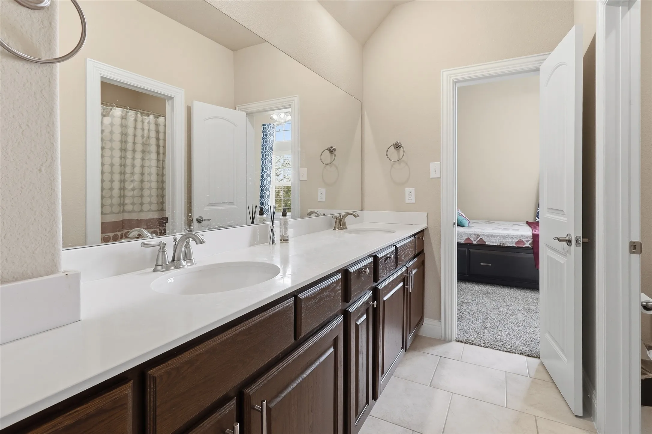 Single Family Residence For Sale in Collin County , 10713 Galveston Place, Mc Kinney, Texas 75071, 4 Bedroom, 4 Bathroom, 2 Garage spaces, 3,744 Sqft, built in 2018, mls#21335490, Real Estate Agent in Mc Kinney, Homes For Sale in Collin county, Homes For Sale in Mc Kinney, Realtor in Mc Kinney Texas, Real Estate Brokerage Independent Realty Texas, Luminita Cordes Realtor