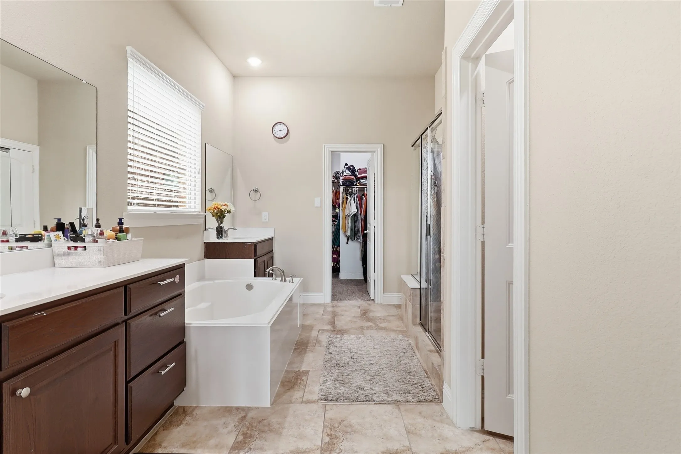 Single Family Residence For Sale in Collin County , 10713 Galveston Place, Mc Kinney, Texas 75071, 4 Bedroom, 4 Bathroom, 2 Garage spaces, 3,744 Sqft, built in 2018, mls#21335490, Real Estate Agent in Mc Kinney, Homes For Sale in Collin county, Homes For Sale in Mc Kinney, Realtor in Mc Kinney Texas, Real Estate Brokerage Independent Realty Texas, Luminita Cordes Realtor