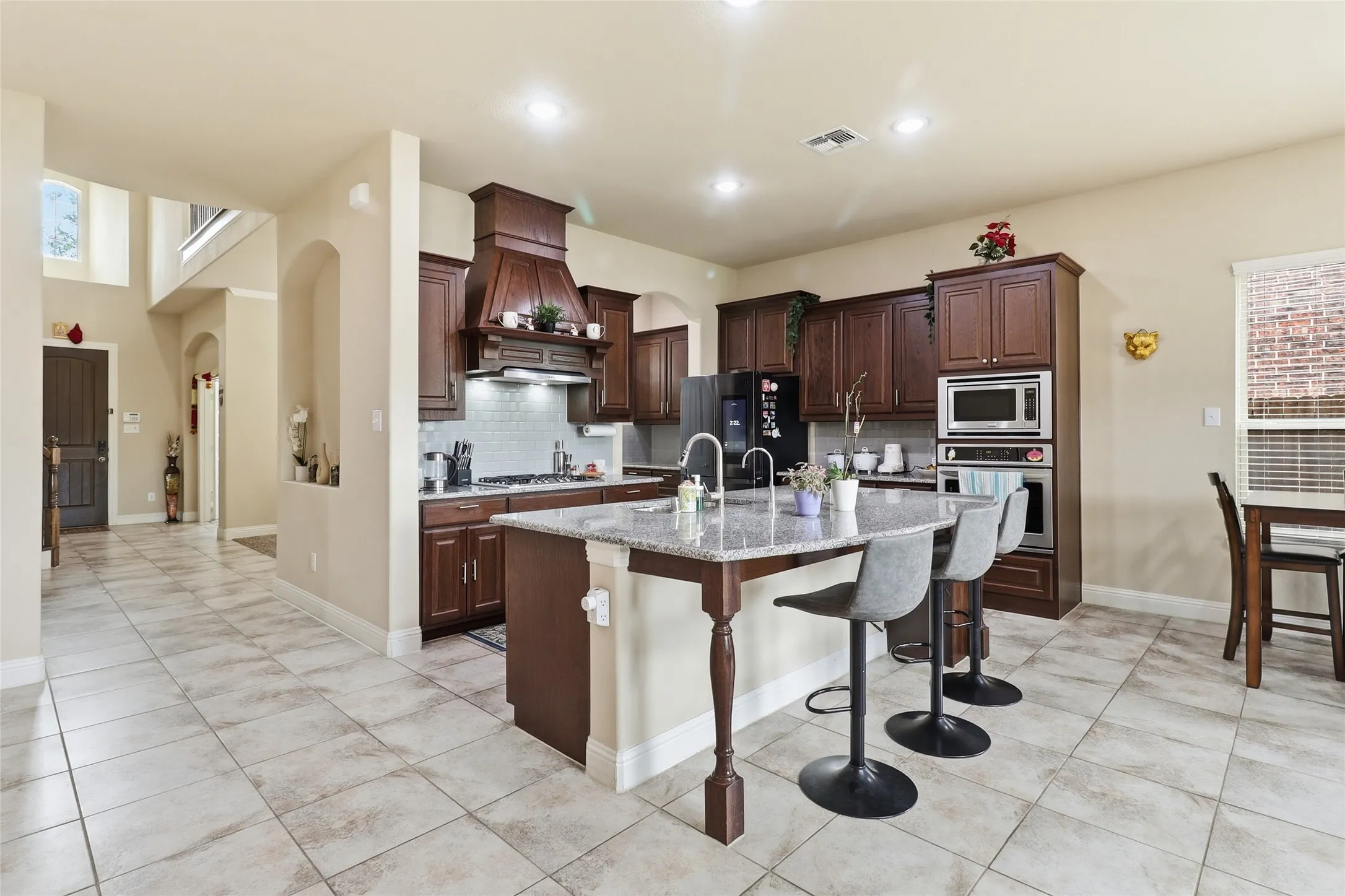 Single Family Residence For Sale in Collin County , 10713 Galveston Place, Mc Kinney, Texas 75071, 4 Bedroom, 4 Bathroom, 2 Garage spaces, 3,744 Sqft, built in 2018, mls#21335490, Real Estate Agent in Mc Kinney, Homes For Sale in Collin county, Homes For Sale in Mc Kinney, Realtor in Mc Kinney Texas, Real Estate Brokerage Independent Realty Texas, Luminita Cordes Realtor