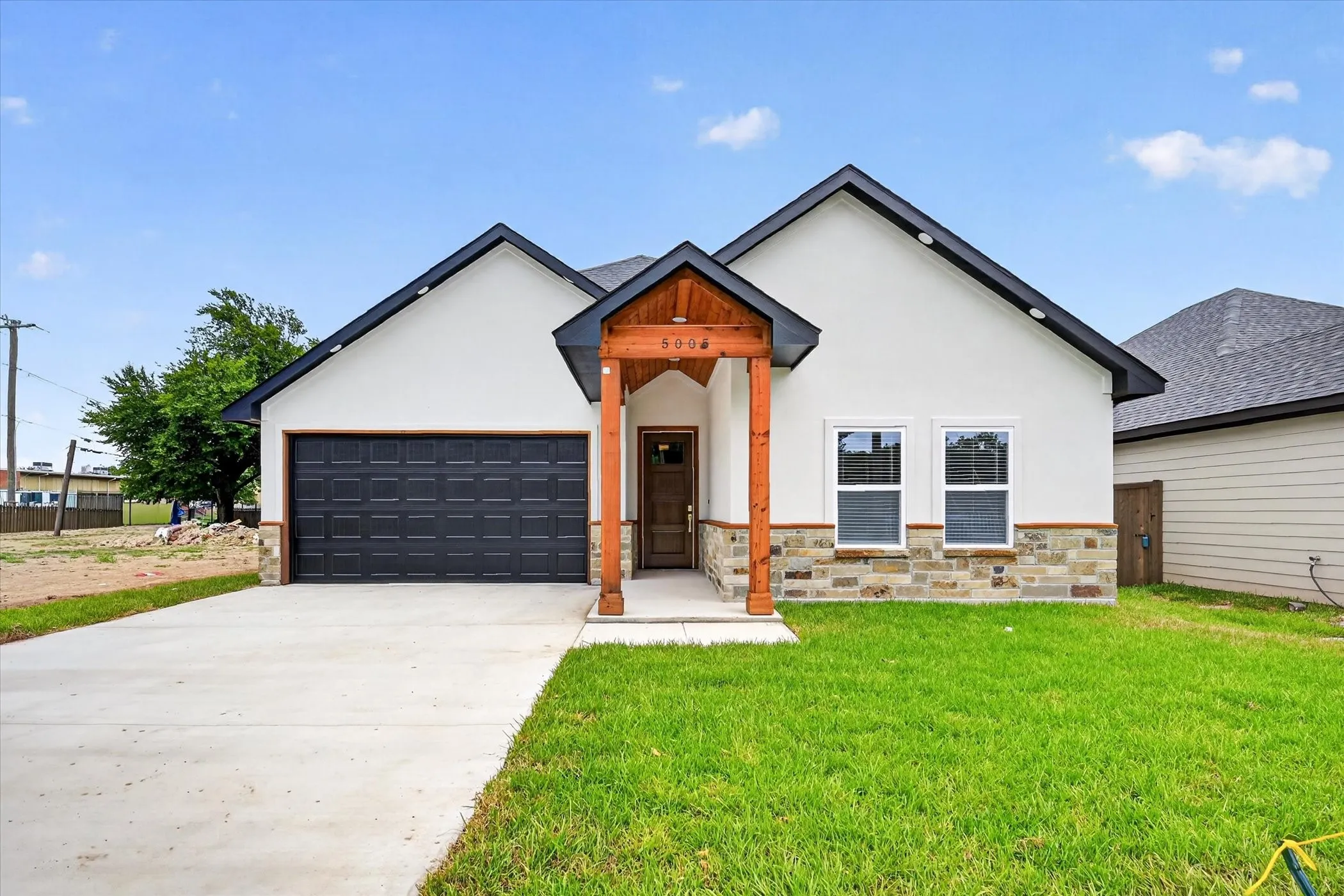 Single Family Residence For Sale in Tarrant County , 5005 Shackleford Street, Fort Worth, Texas 76119, 3 Bedroom, 2 Bathroom, 2 Garage spaces, 1,620 Sqft, built in 2026, mls#21334803, Real Estate Agent in Fort Worth, Homes For Sale in Tarrant county, Homes For Sale in Fort Worth, Realtor in Fort Worth Texas, Real Estate Brokerage Independent Realty Texas, Luminita Cordes Realtor