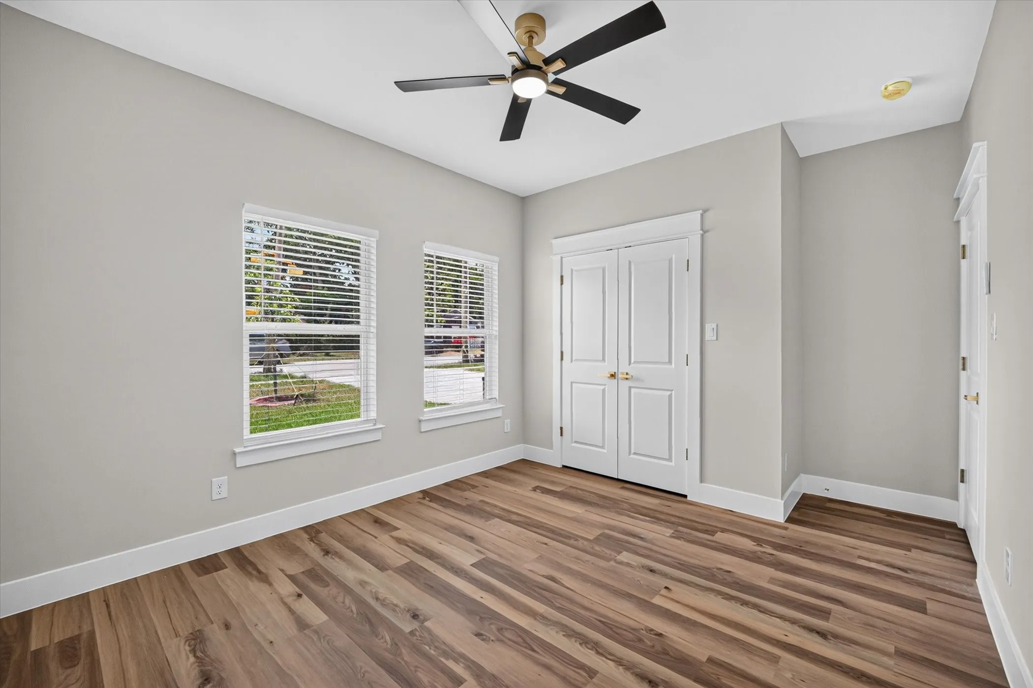 Single Family Residence For Sale in Tarrant County , 5005 Shackleford Street, Fort Worth, Texas 76119, 3 Bedroom, 2 Bathroom, 2 Garage spaces, 1,620 Sqft, built in 2026, mls#21334803, Real Estate Agent in Fort Worth, Homes For Sale in Tarrant county, Homes For Sale in Fort Worth, Realtor in Fort Worth Texas, Real Estate Brokerage Independent Realty Texas, Luminita Cordes Realtor