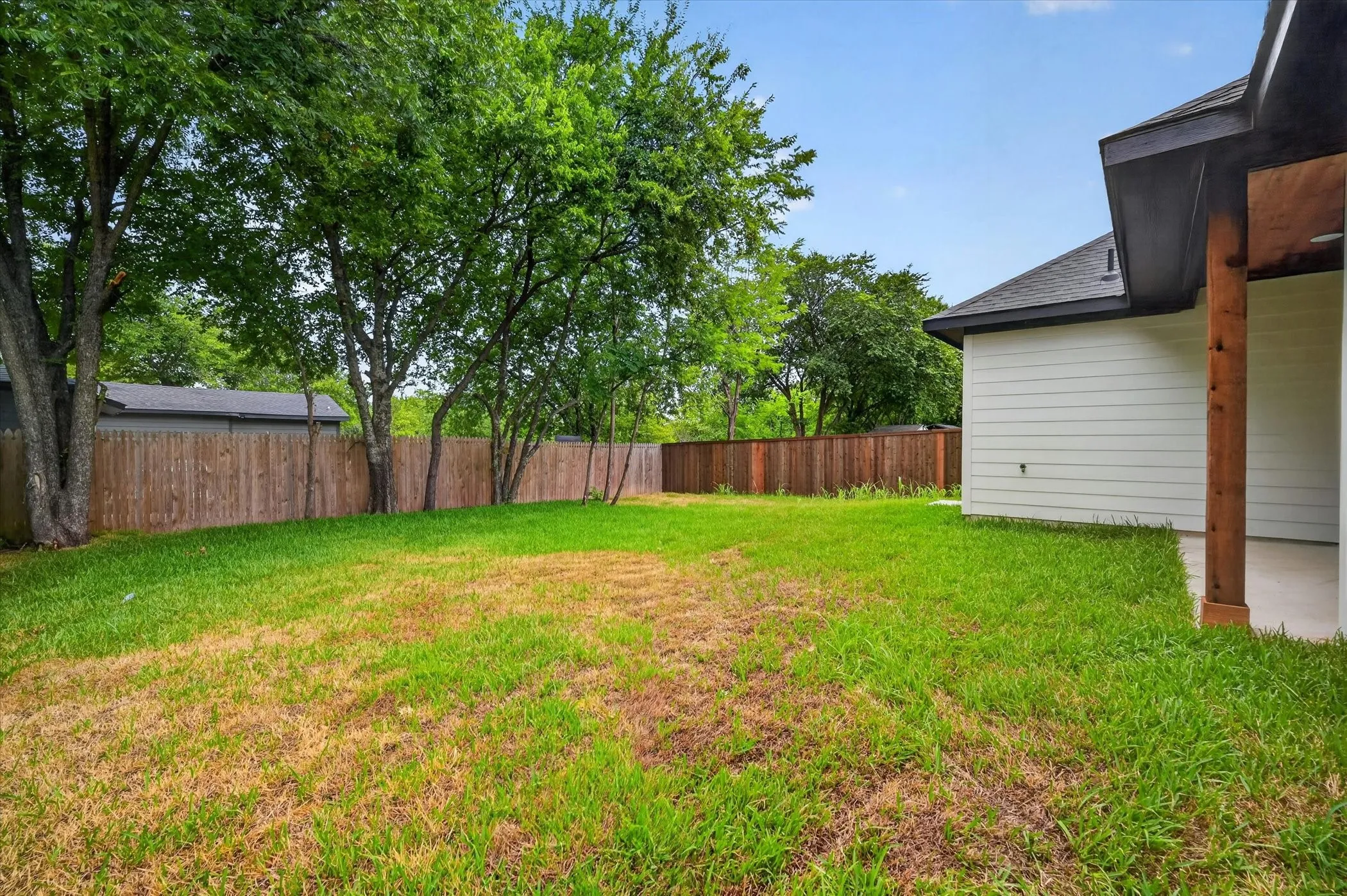 Single Family Residence For Sale in Tarrant County , 5005 Shackleford Street, Fort Worth, Texas 76119, 3 Bedroom, 2 Bathroom, 2 Garage spaces, 1,620 Sqft, built in 2026, mls#21334803, Real Estate Agent in Fort Worth, Homes For Sale in Tarrant county, Homes For Sale in Fort Worth, Realtor in Fort Worth Texas, Real Estate Brokerage Independent Realty Texas, Luminita Cordes Realtor