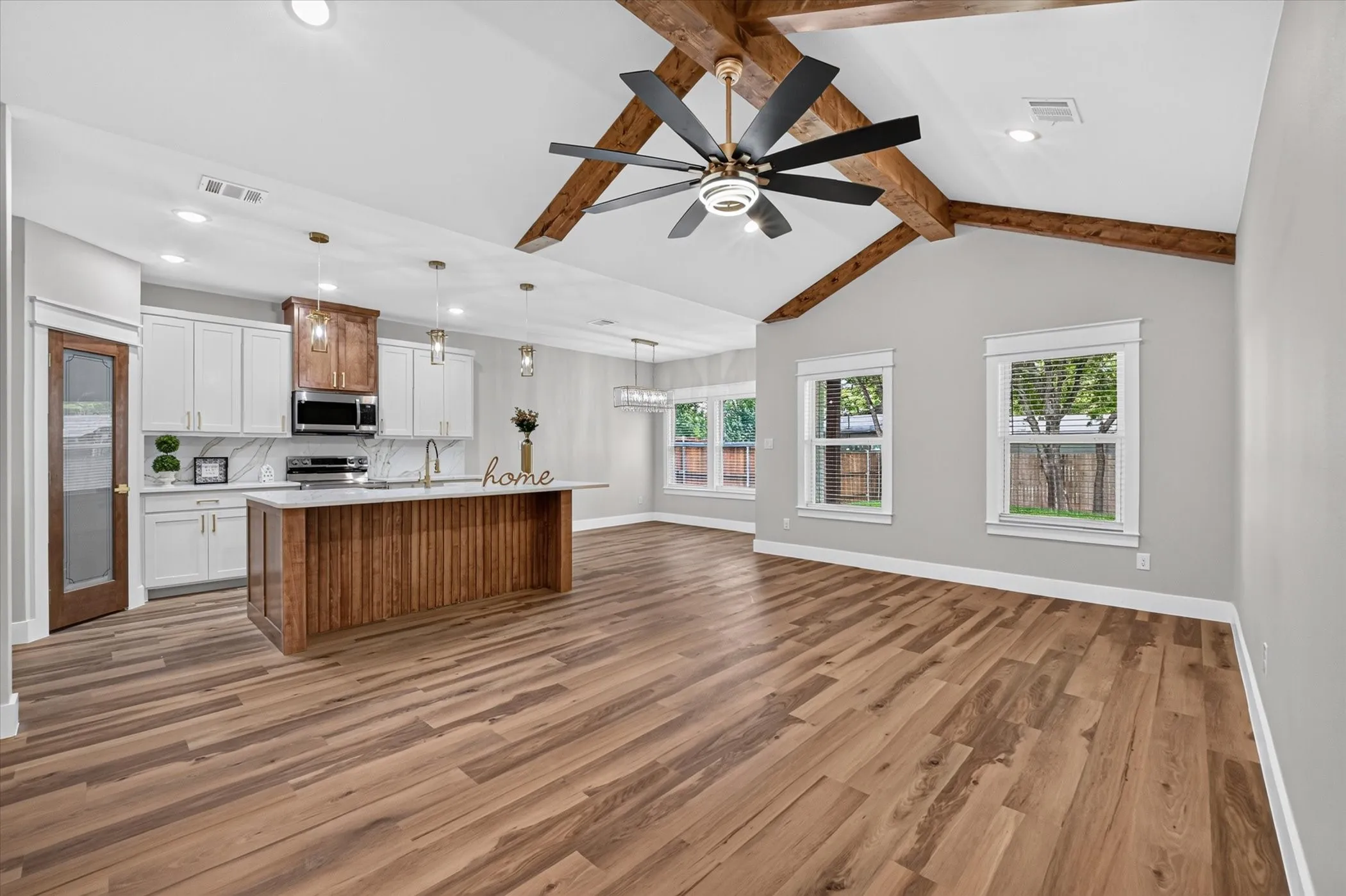 Single Family Residence For Sale in Tarrant County , 5005 Shackleford Street, Fort Worth, Texas 76119, 3 Bedroom, 2 Bathroom, 2 Garage spaces, 1,620 Sqft, built in 2026, mls#21334803, Real Estate Agent in Fort Worth, Homes For Sale in Tarrant county, Homes For Sale in Fort Worth, Realtor in Fort Worth Texas, Real Estate Brokerage Independent Realty Texas, Luminita Cordes Realtor
