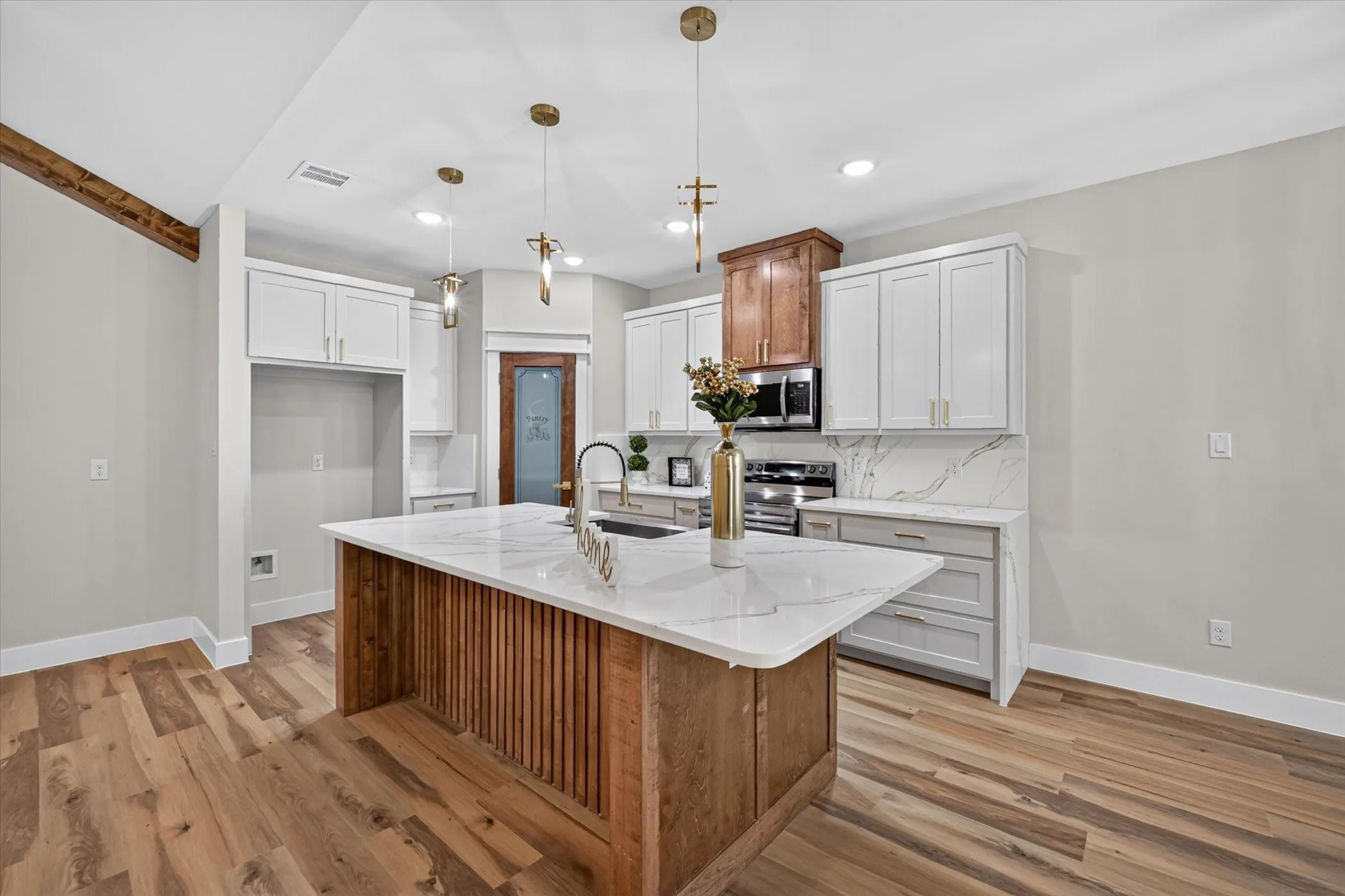 Single Family Residence For Sale in Tarrant County , 5005 Shackleford Street, Fort Worth, Texas 76119, 3 Bedroom, 2 Bathroom, 2 Garage spaces, 1,620 Sqft, built in 2026, mls#21334803, Real Estate Agent in Fort Worth, Homes For Sale in Tarrant county, Homes For Sale in Fort Worth, Realtor in Fort Worth Texas, Real Estate Brokerage Independent Realty Texas, Luminita Cordes Realtor