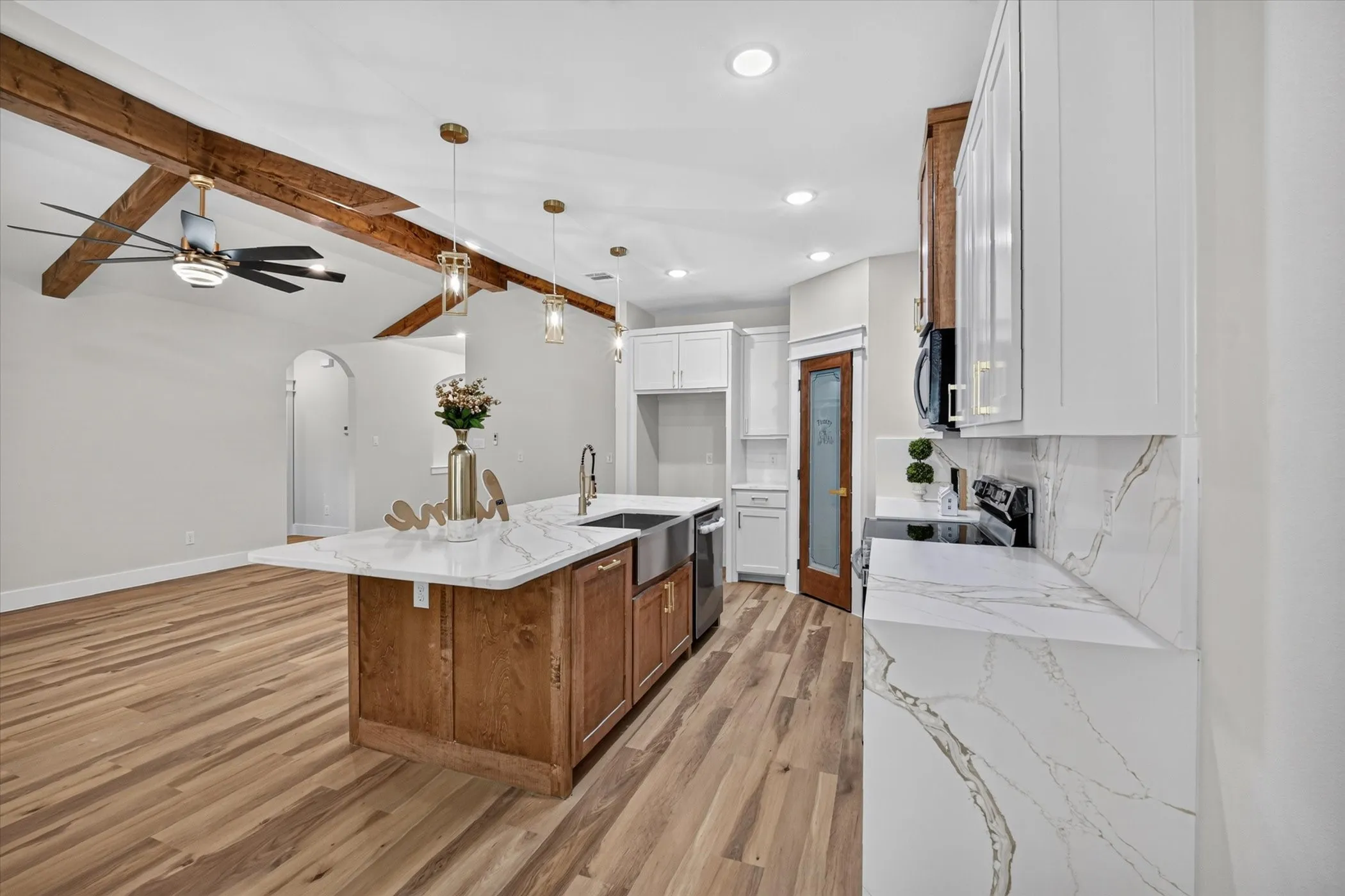 Single Family Residence For Sale in Tarrant County , 5005 Shackleford Street, Fort Worth, Texas 76119, 3 Bedroom, 2 Bathroom, 2 Garage spaces, 1,620 Sqft, built in 2026, mls#21334803, Real Estate Agent in Fort Worth, Homes For Sale in Tarrant county, Homes For Sale in Fort Worth, Realtor in Fort Worth Texas, Real Estate Brokerage Independent Realty Texas, Luminita Cordes Realtor