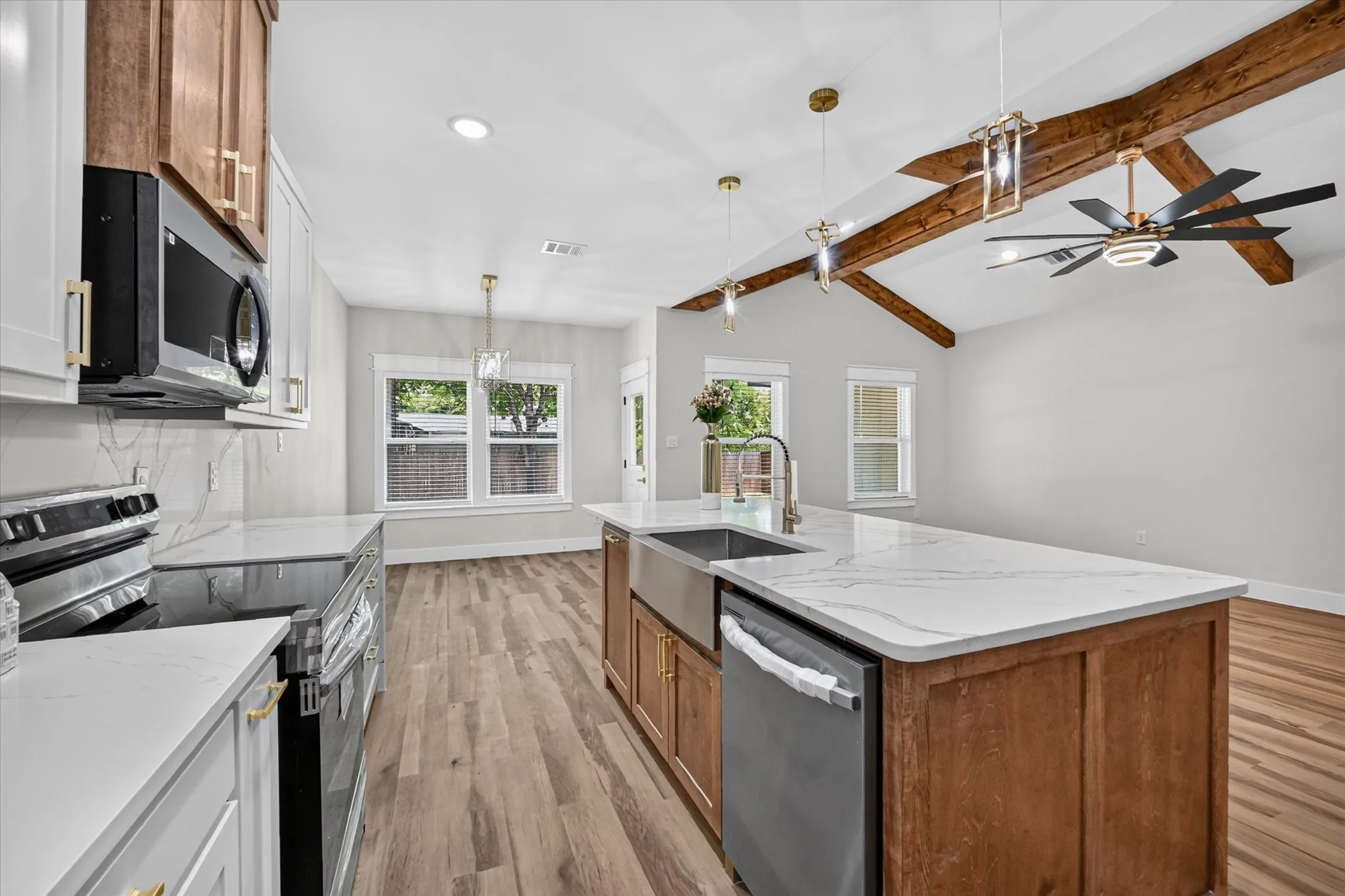 Single Family Residence For Sale in Tarrant County , 5005 Shackleford Street, Fort Worth, Texas 76119, 3 Bedroom, 2 Bathroom, 2 Garage spaces, 1,620 Sqft, built in 2026, mls#21334803, Real Estate Agent in Fort Worth, Homes For Sale in Tarrant county, Homes For Sale in Fort Worth, Realtor in Fort Worth Texas, Real Estate Brokerage Independent Realty Texas, Luminita Cordes Realtor