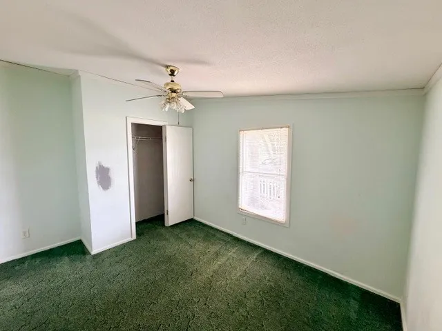 Mobile Home For Sale in Kaufman County , 18833 County Road 331, Terrell, Texas 75161, 3 Bedroom, 2 Bathroom, Garage spaces, 1,344 Sqft, built in 1990, mls#21335507, Real Estate Agent in Terrell, Homes For Sale in Kaufman county, Homes For Sale in Terrell, Realtor in Terrell Texas, Real Estate Brokerage Independent Realty Texas, Luminita Cordes Realtor
