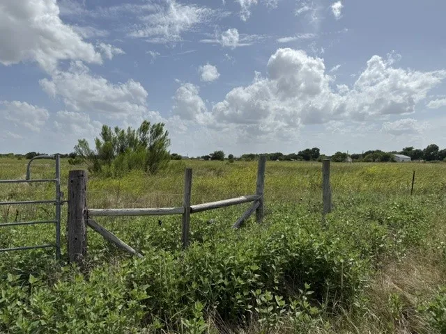 Unimproved Land For Sale in Wise County , 0000 Hickory Street, Rhome, Texas 76078, 0, 0, Garage spaces, 0 Sqft, built in 0, mls#21335508, Real Estate Agent in Rhome, Homes For Sale in Wise county, Homes For Sale in Rhome, Realtor in Rhome Texas, Real Estate Brokerage Independent Realty Texas, Luminita Cordes Realtor