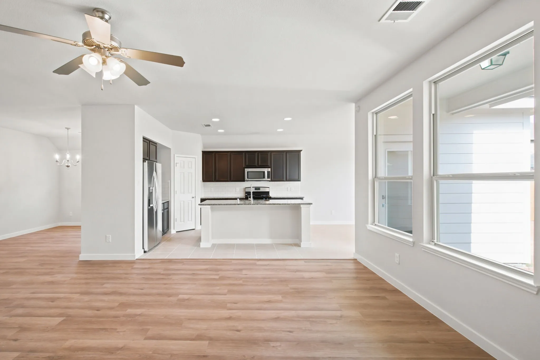 Single Family Residence For Sale in Denton County , 1705 Zebra Finch Drive, Little Elm, Texas 75068, 4 Bedroom, 3 Bathroom, 2 Garage spaces, 2,105 Sqft, built in 2014, mls#21334327, Real Estate Agent in Little Elm, Homes For Sale in Denton county, Homes For Sale in Little Elm, Realtor in Little Elm Texas, Real Estate Brokerage Independent Realty Texas, Luminita Cordes Realtor