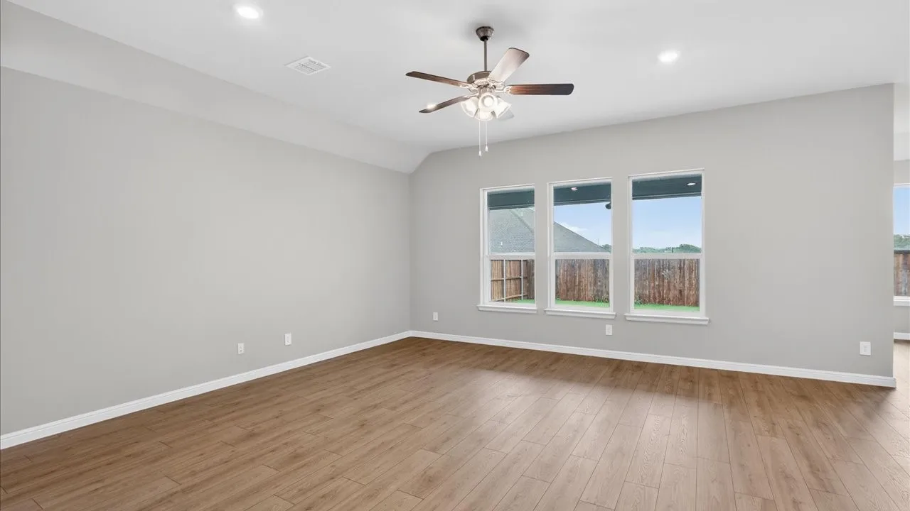 Single Family Residence For Sale in Ellis County , 3348 PIER VIEW Street, Grand Prairie, Texas 76065, 4 Bedroom, 4 Bathroom, 3 Garage spaces, 2,818 Sqft, built in 2026, mls#21334168, Real Estate Agent in Grand Prairie, Homes For Sale in Ellis county, Homes For Sale in Grand Prairie, Realtor in Grand Prairie Texas, Real Estate Brokerage Independent Realty Texas, Luminita Cordes Realtor