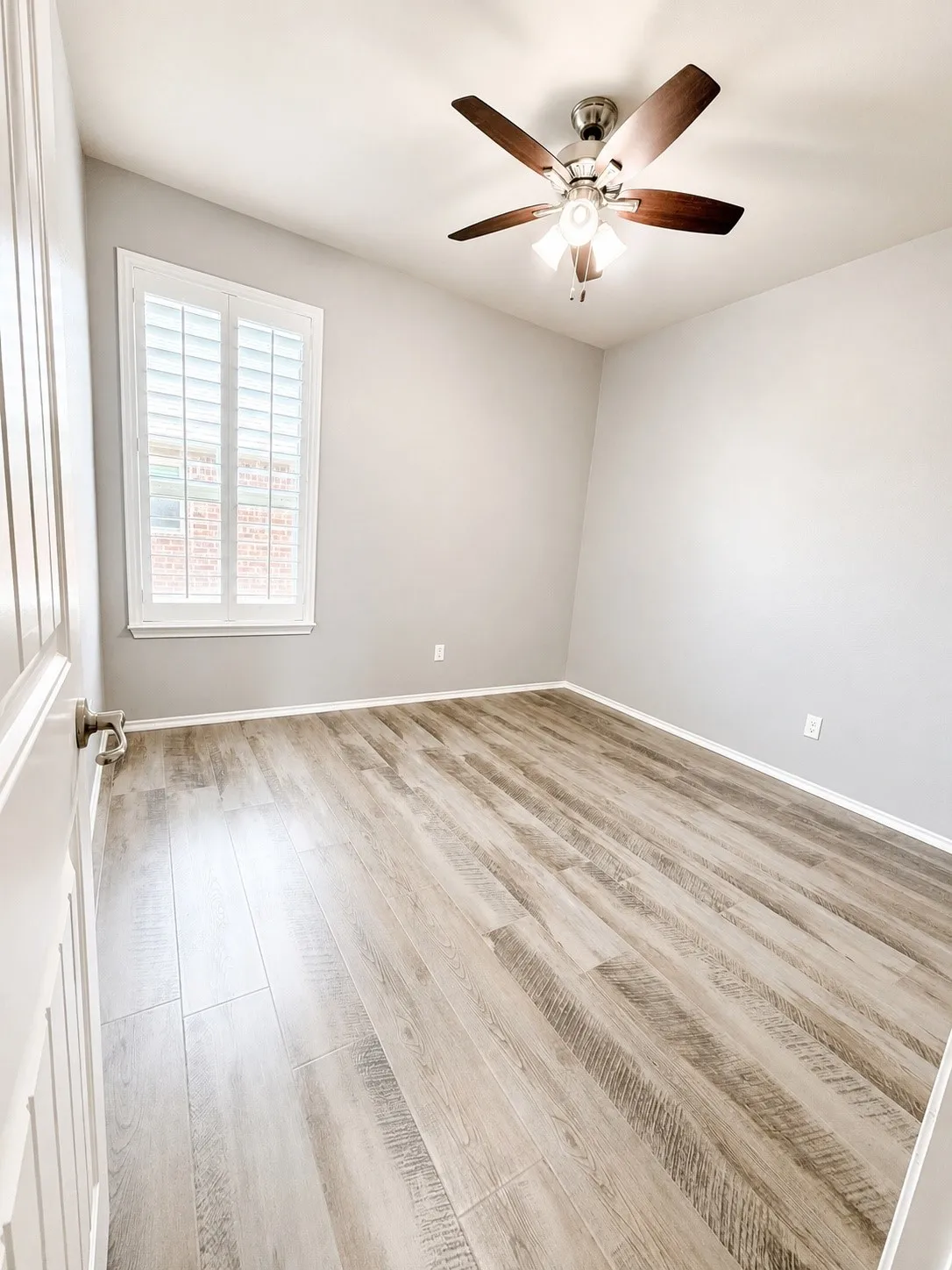 Single Family Residence For Rent in Collin County , 301 Hideaway Road, Mc Kinney, Texas 75072, 4 Bedroom, 2 Bathroom, 2 Garage spaces, 1,775 Sqft, built in 2014, mls#21335510, Real Estate Agent in Mc Kinney, Homes For Rent in Collin county, Homes For Rent in Mc Kinney, Realtor in Mc Kinney Texas, Real Estate Brokerage Independent Realty Texas, Luminita Cordes Realtor