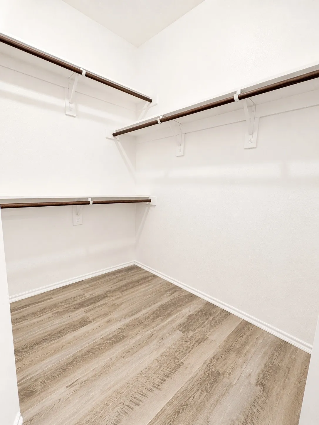 Single Family Residence For Rent in Collin County , 301 Hideaway Road, Mc Kinney, Texas 75072, 4 Bedroom, 2 Bathroom, 2 Garage spaces, 1,775 Sqft, built in 2014, mls#21335510, Real Estate Agent in Mc Kinney, Homes For Rent in Collin county, Homes For Rent in Mc Kinney, Realtor in Mc Kinney Texas, Real Estate Brokerage Independent Realty Texas, Luminita Cordes Realtor